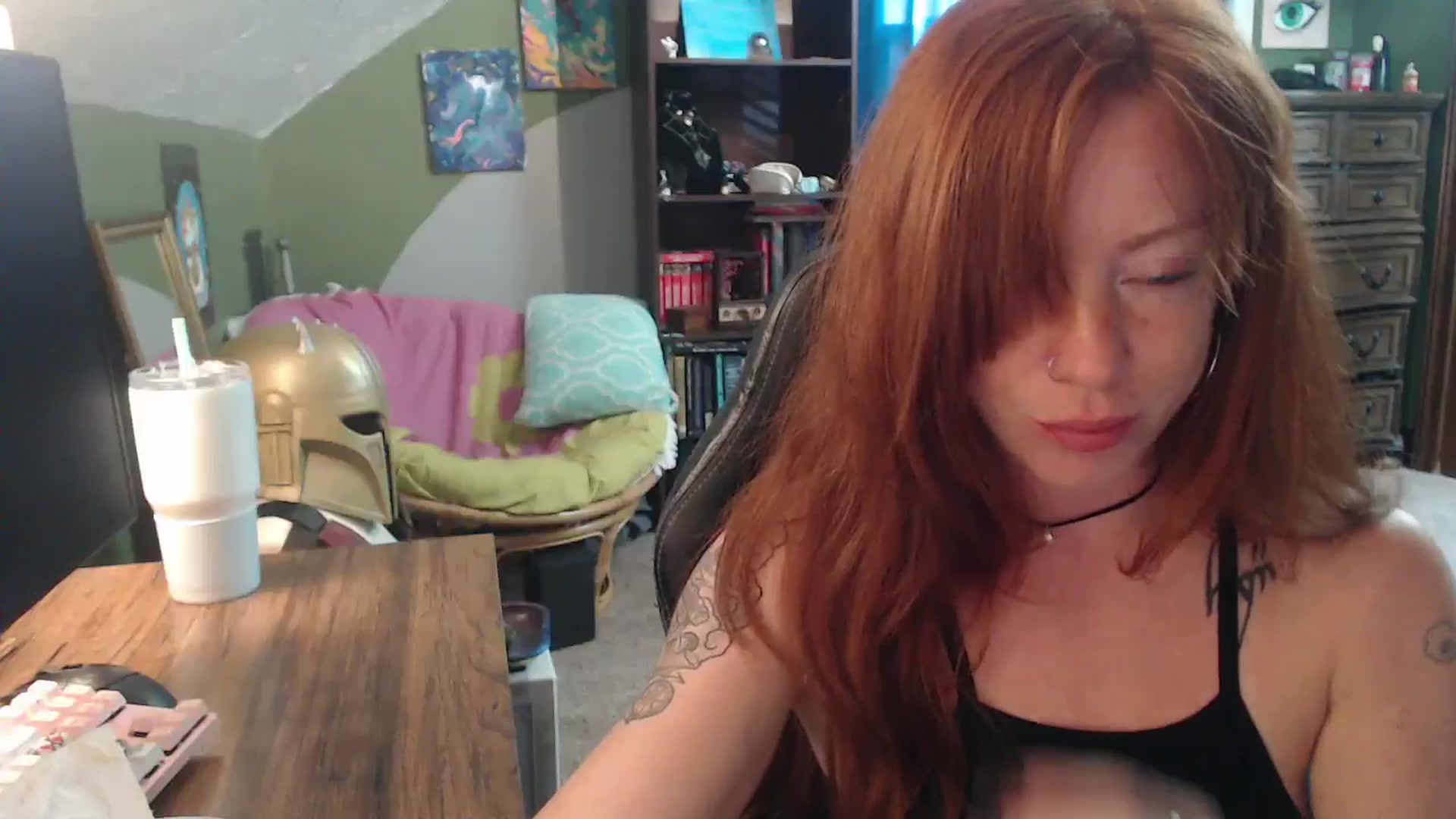 Gallery image thumbnail from AstraeaSiren's myfreecams stream on, 08/18/2025, 19:45 image 9 of 20