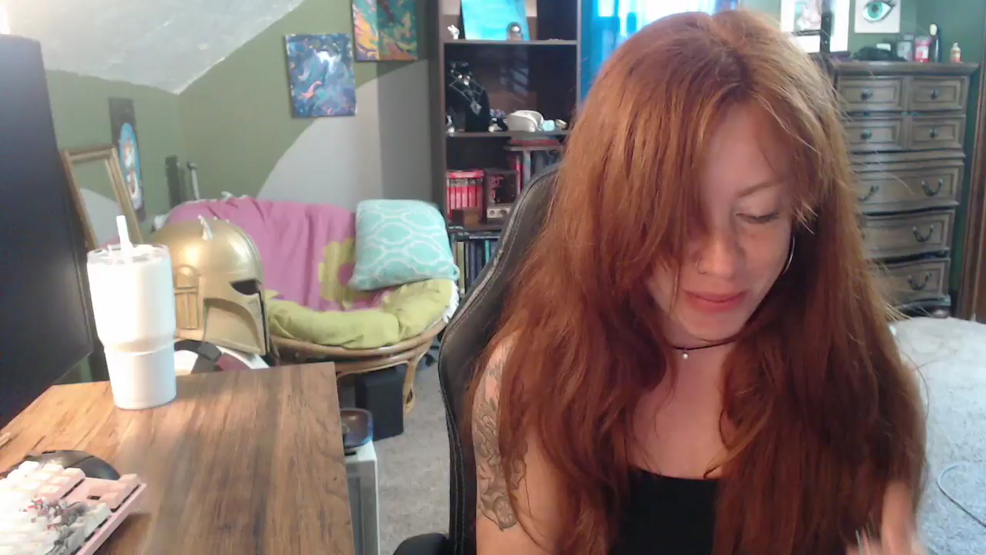 Gallery image thumbnail from AstraeaSiren's myfreecams stream on, 08/18/2025, 19:45 image 1 of 20