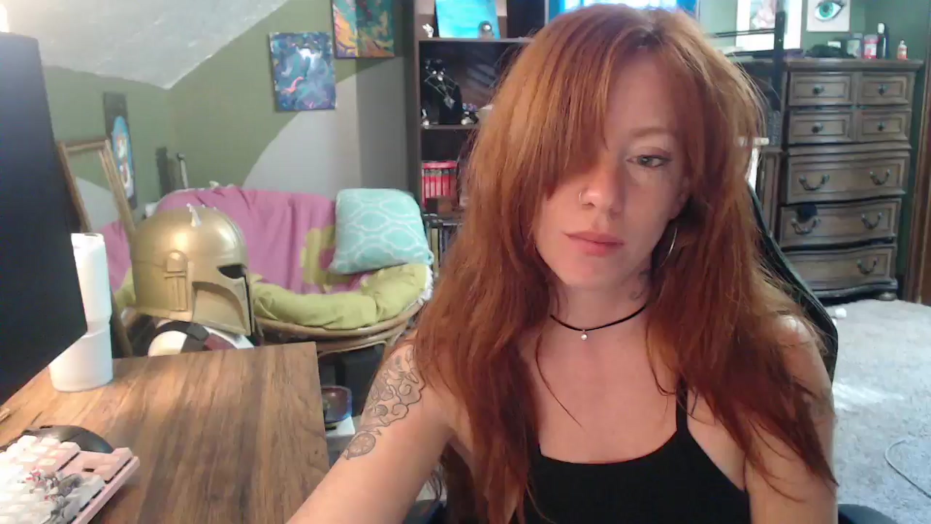 Gallery image thumbnail from AstraeaSiren's myfreecams stream on, 08/18/2025, 19:45 image 17 of 20