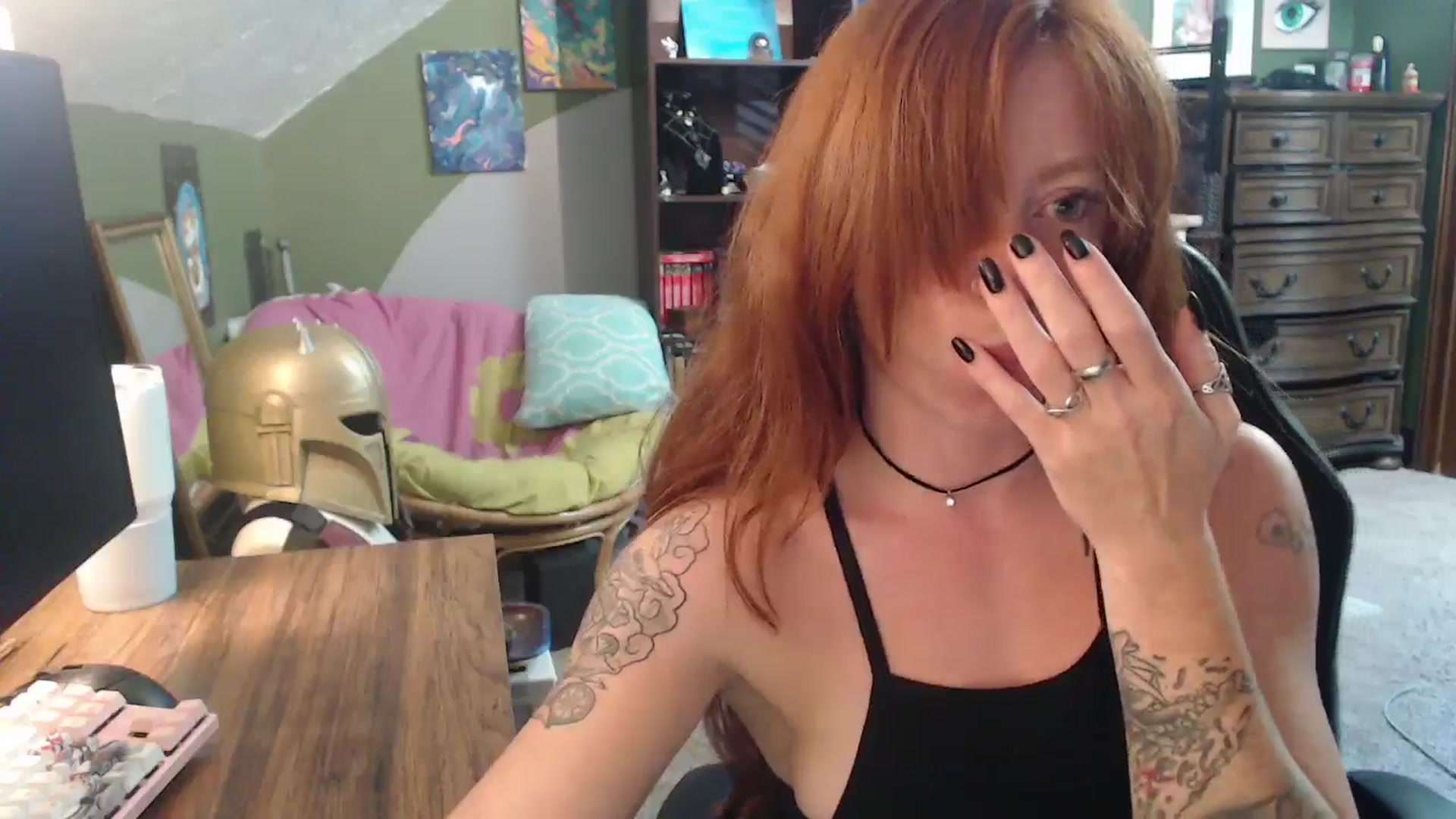 Gallery image thumbnail from AstraeaSiren's myfreecams stream on, 08/18/2025, 19:45 image 12 of 20