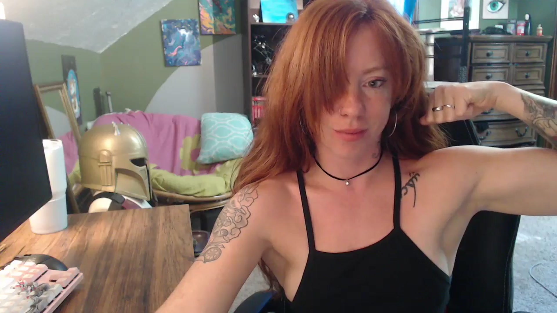 Gallery image thumbnail from AstraeaSiren's myfreecams stream on, 08/18/2025, 19:45 image 18 of 20