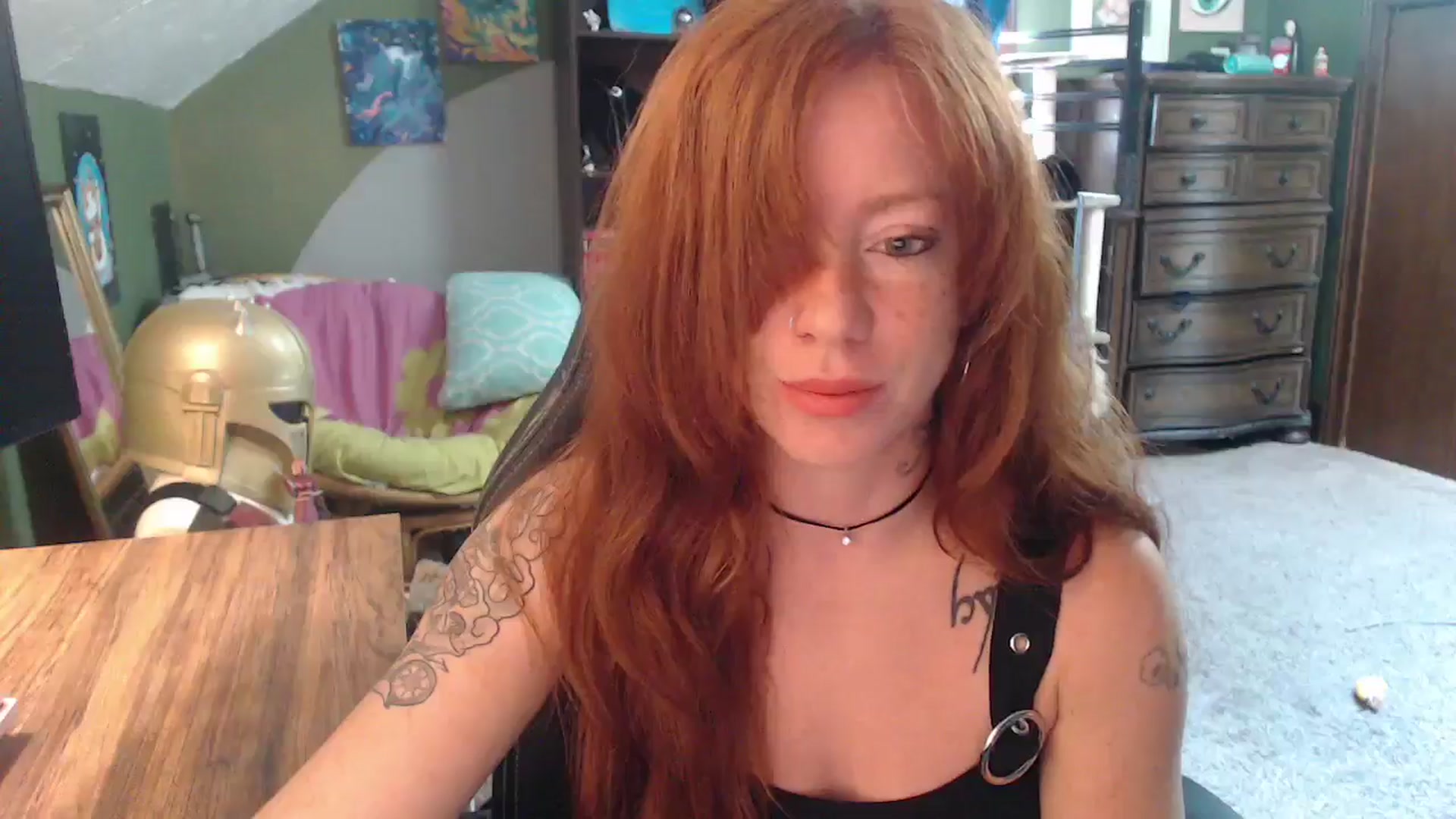 Gallery image thumbnail from AstraeaSiren's myfreecams stream on, 08/22/2025, 18:21 image 16 of 20