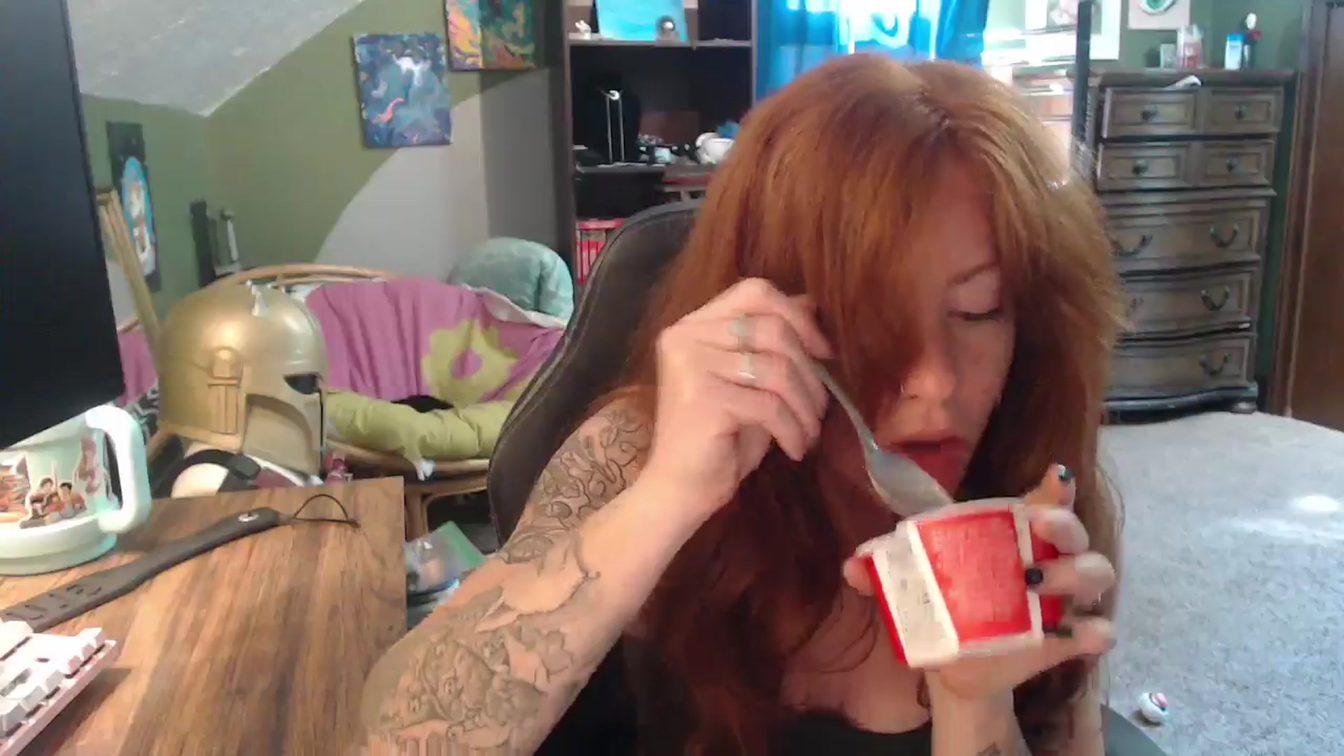Gallery image thumbnail from AstraeaSiren's myfreecams stream on, 09/15/2025, 20:23 image 10 of 20