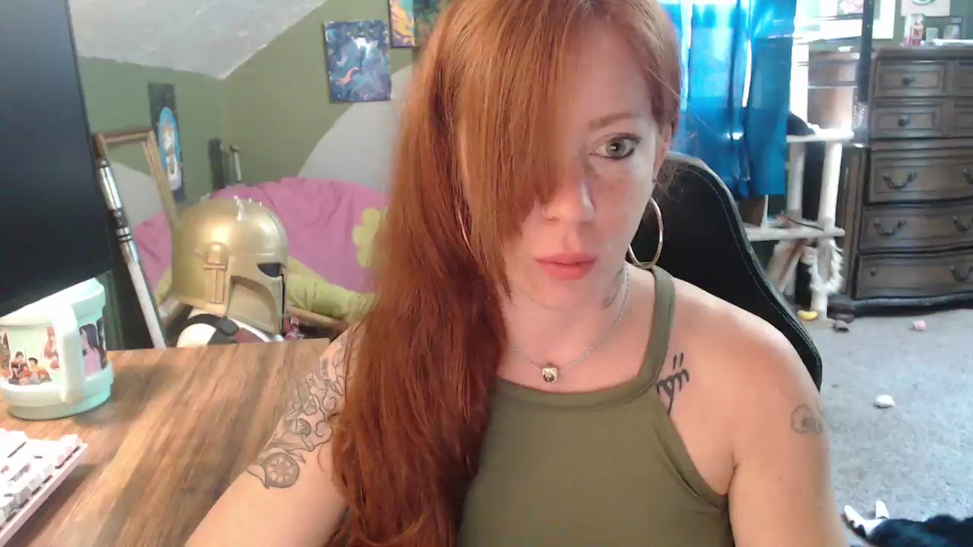 Gallery image thumbnail from AstraeaSiren's myfreecams stream on, 09/19/2025, 18:44 image 13 of 20