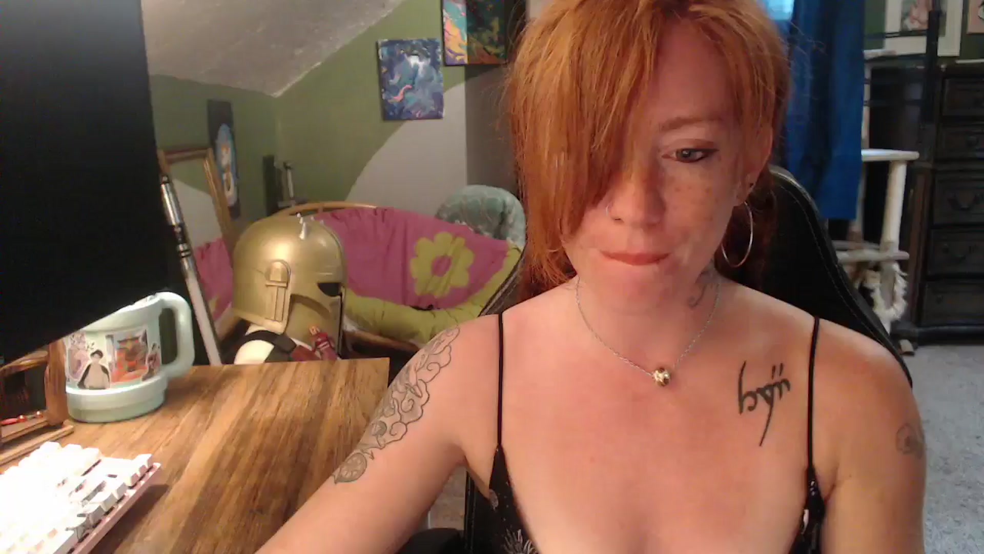 Gallery image thumbnail from AstraeaSiren's myfreecams stream on, 09/22/2025, 20:35 image 7 of 20