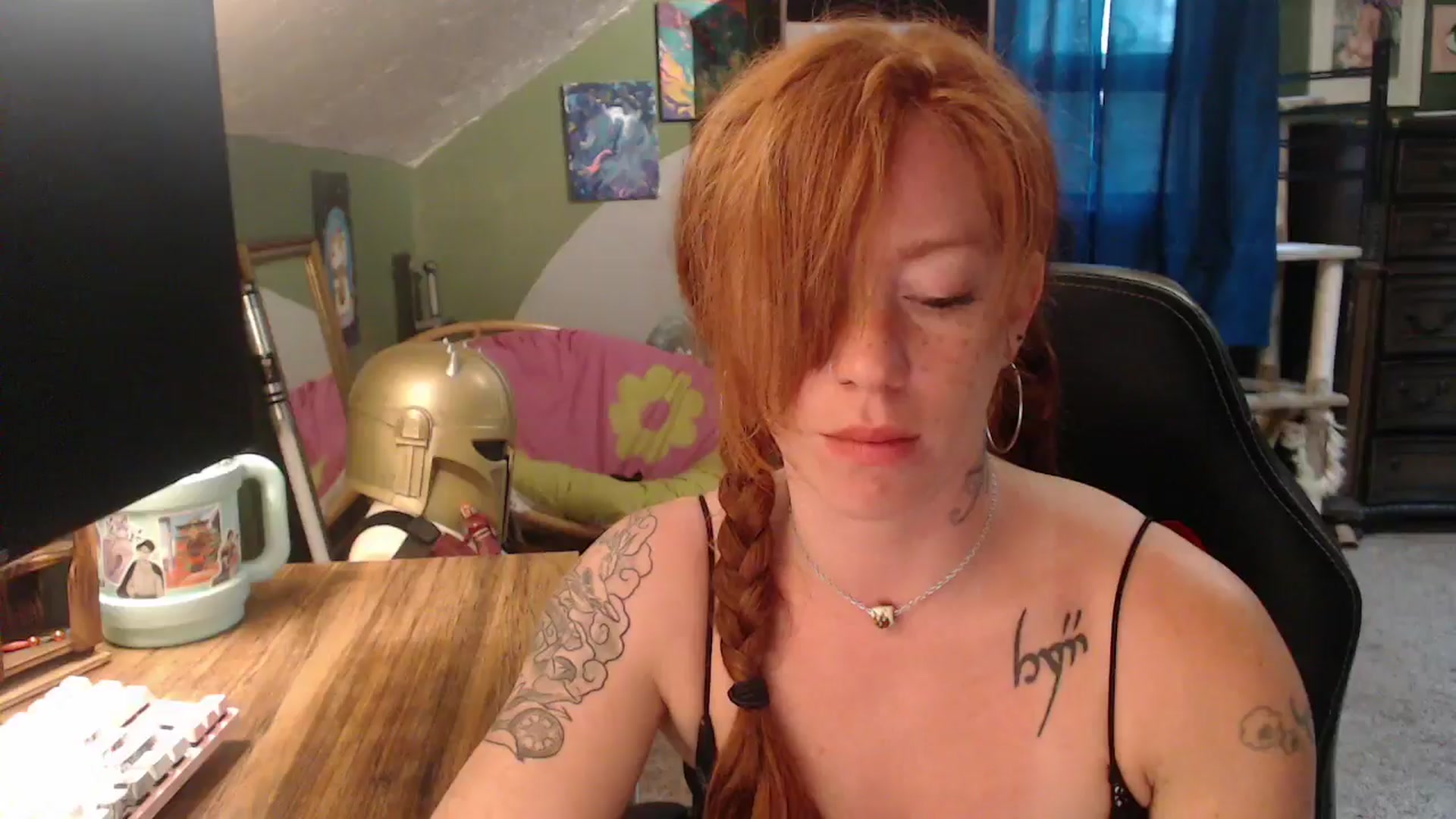 Gallery image thumbnail from AstraeaSiren's myfreecams stream on, 09/22/2025, 20:35 image 5 of 20