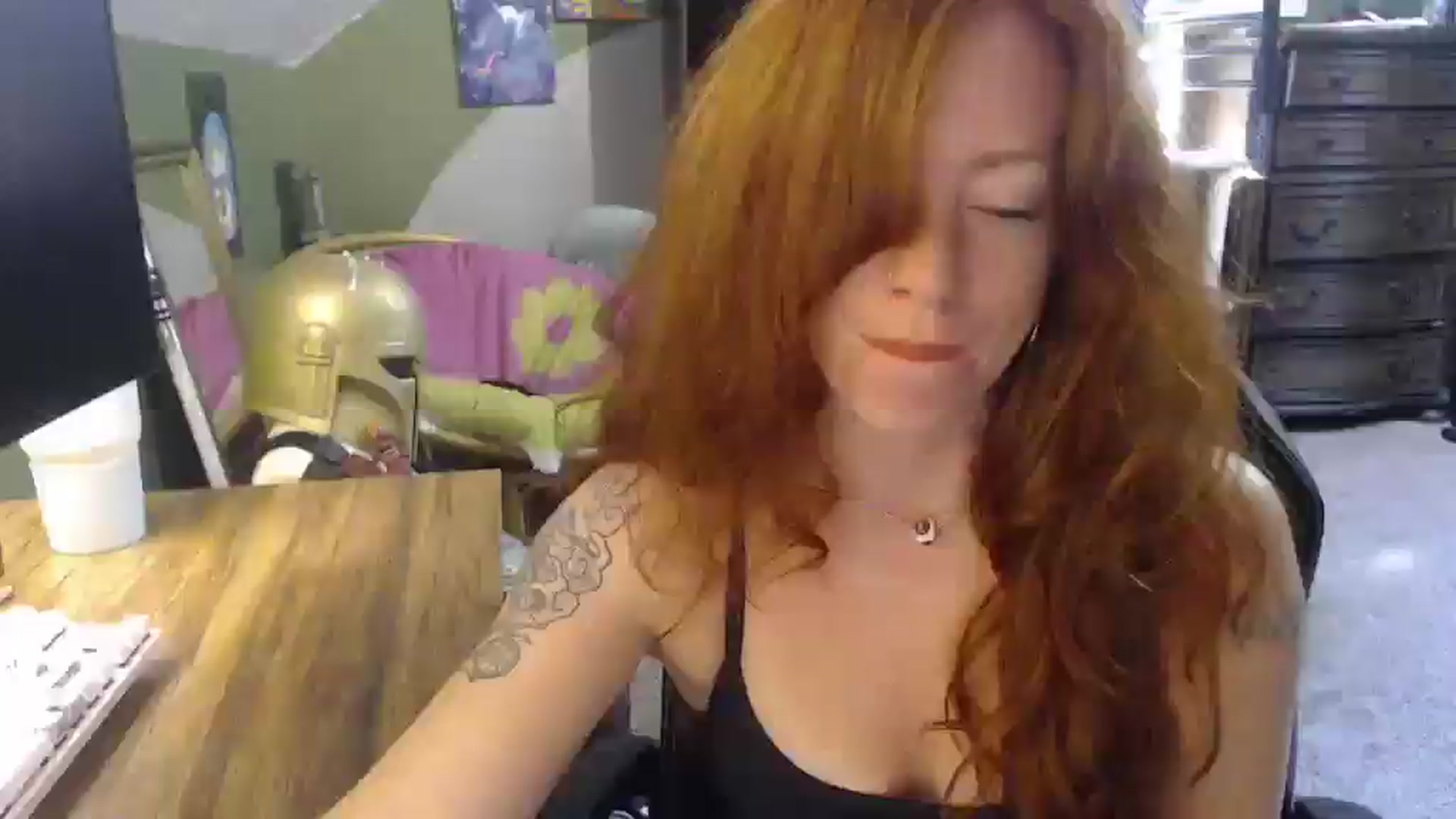 Gallery image thumbnail from AstraeaSiren's myfreecams stream on, 09/26/2025, 19:13 image 4 of 20