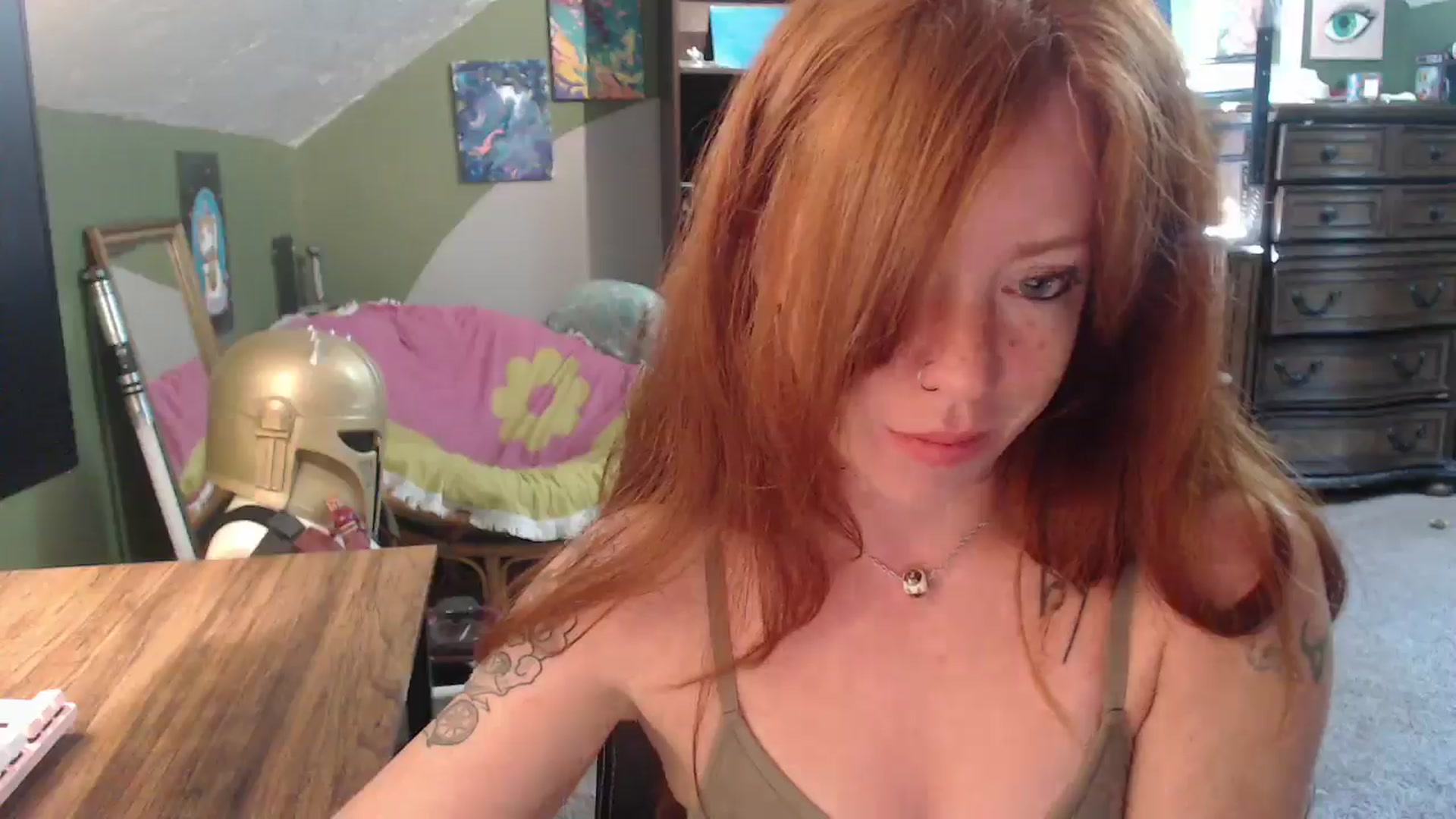 Gallery image thumbnail from AstraeaSiren's myfreecams stream on, 10/03/2025, 19:35 image 2 of 20