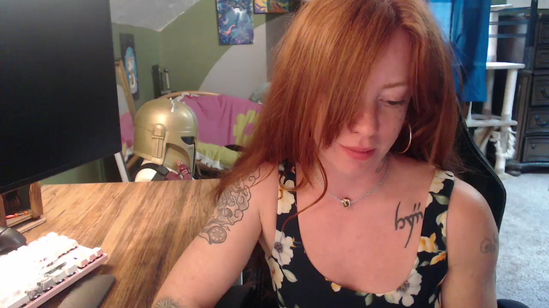 Gallery image thumbnail from AstraeaSiren's myfreecams stream on, 10/06/2025, 20:02 image 18 of 20