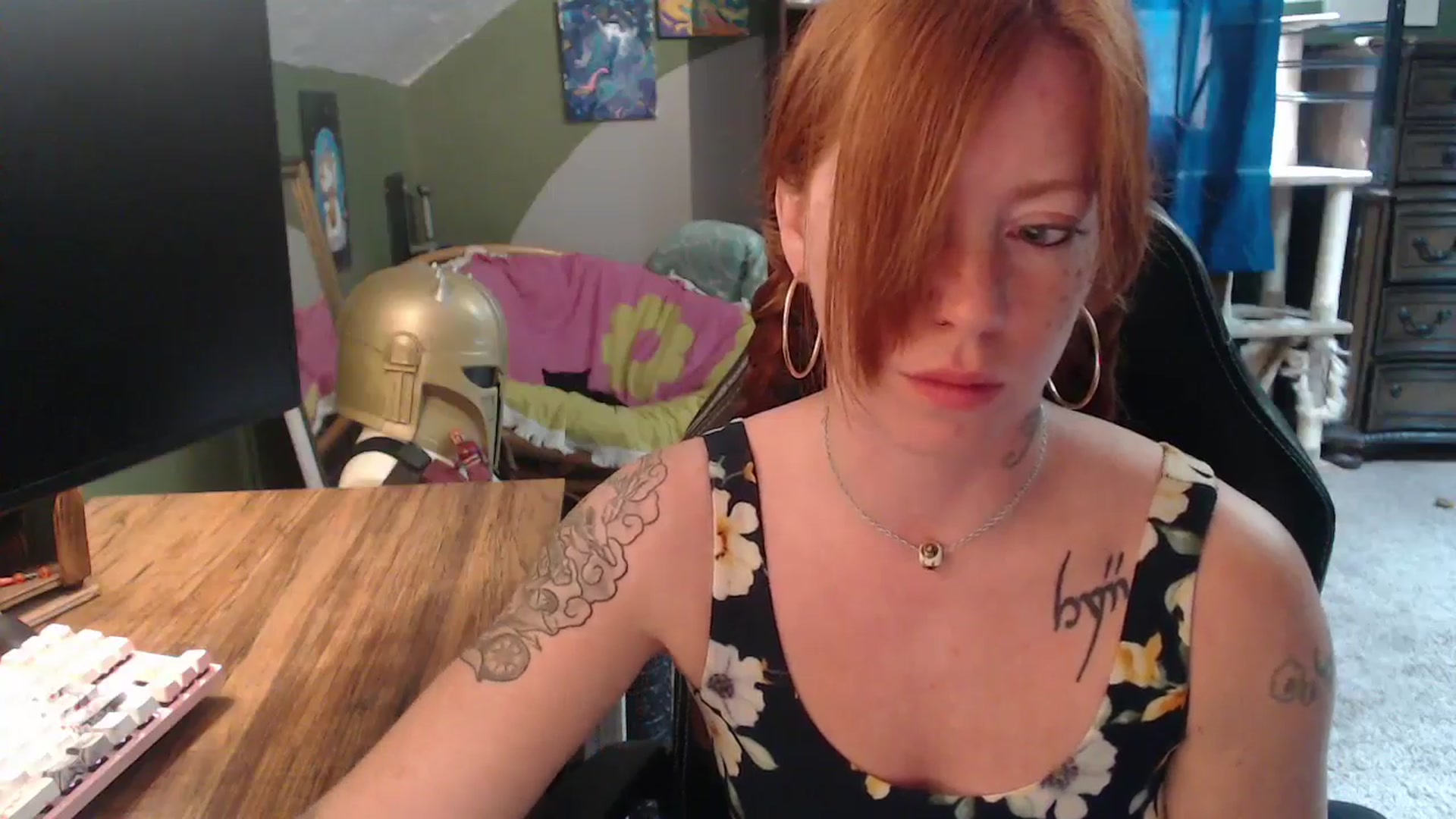 Gallery image thumbnail from AstraeaSiren's myfreecams stream on, 10/06/2025, 20:02 image 7 of 20