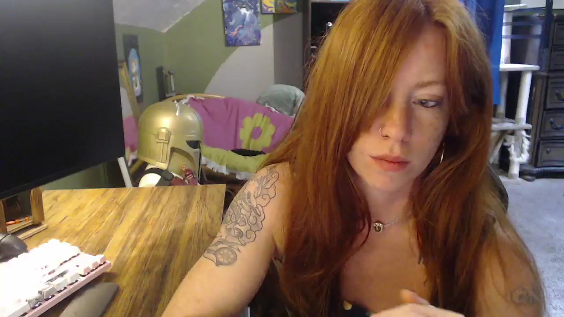 Gallery image thumbnail from AstraeaSiren's myfreecams stream on, 10/06/2025, 20:02 image 16 of 20