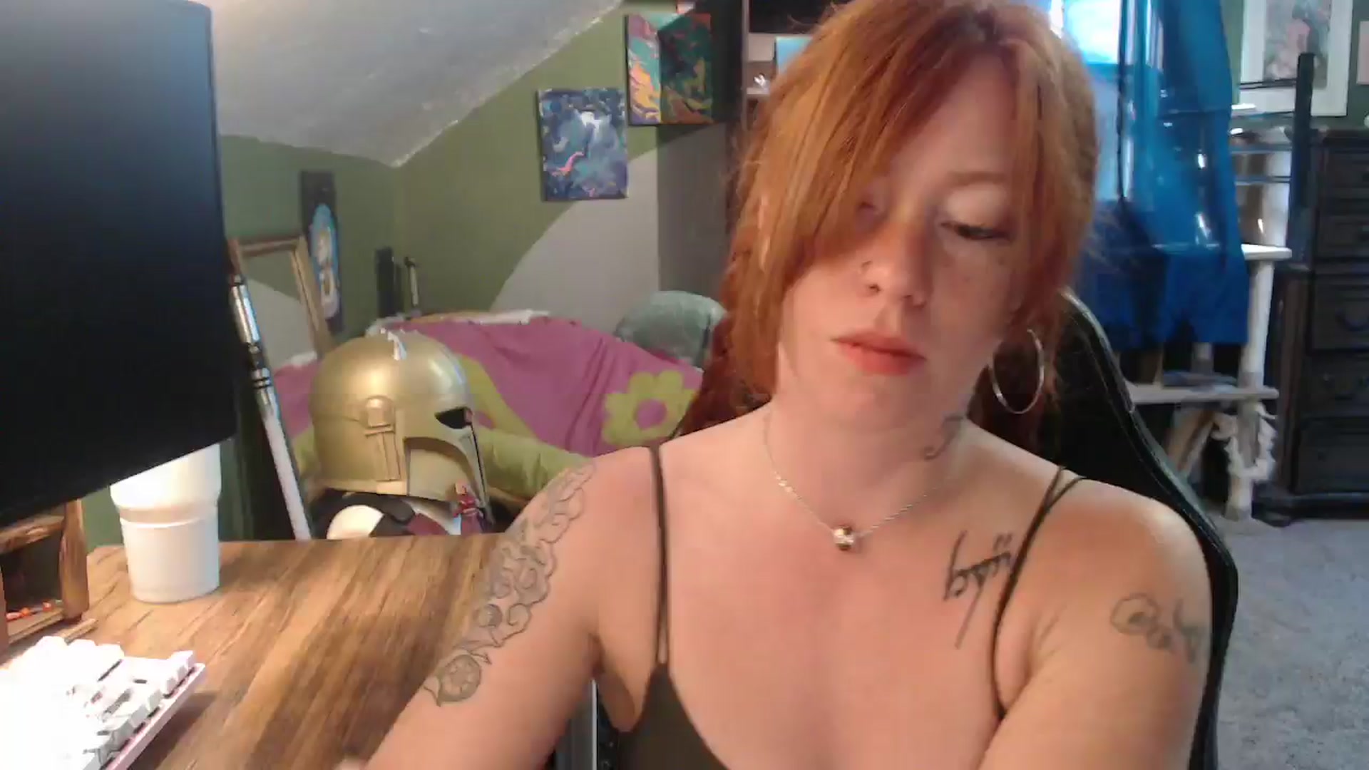 Gallery image thumbnail from AstraeaSiren's myfreecams stream on, 10/13/2025, 19:20 image 1 of 20
