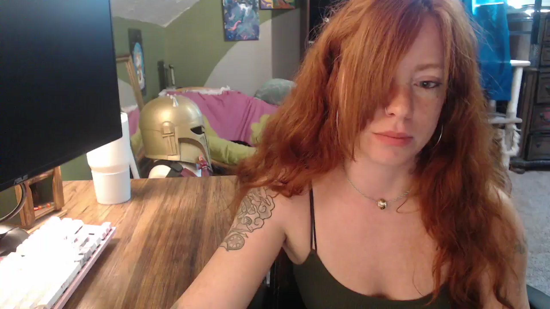 Gallery image thumbnail from AstraeaSiren's myfreecams stream on, 10/13/2025, 19:20 image 14 of 20