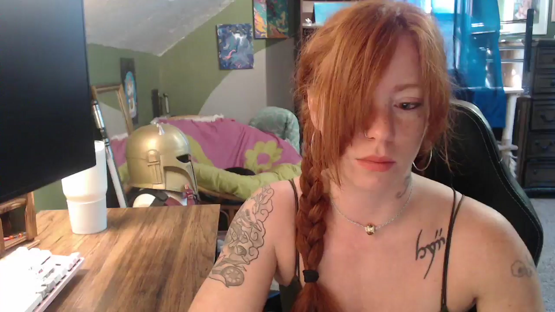 Gallery image thumbnail from AstraeaSiren's myfreecams stream on, 10/13/2025, 19:20 image 3 of 20