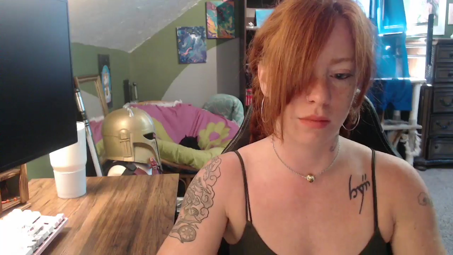 Gallery image thumbnail from AstraeaSiren's myfreecams stream on, 10/13/2025, 19:20 image 9 of 20