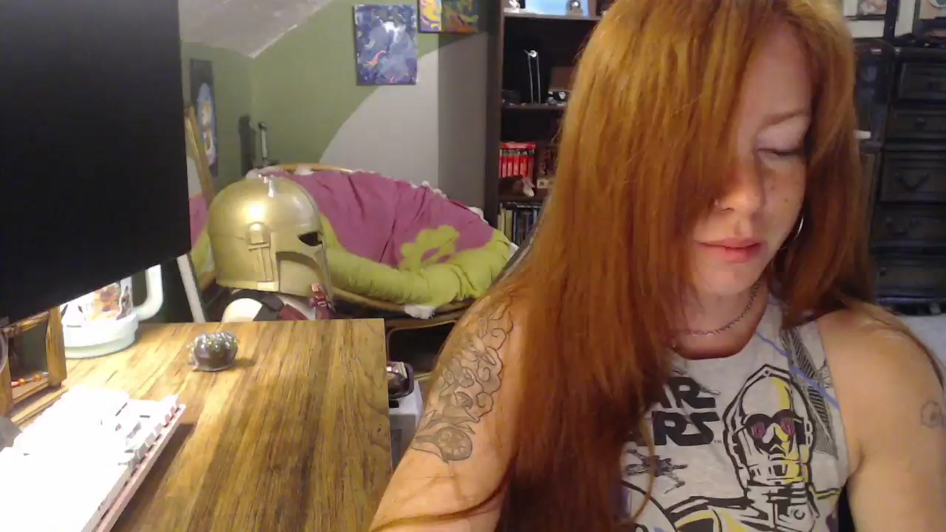 Gallery image thumbnail from AstraeaSiren's myfreecams stream on, 10/24/2025, 18:47 image 1 of 20