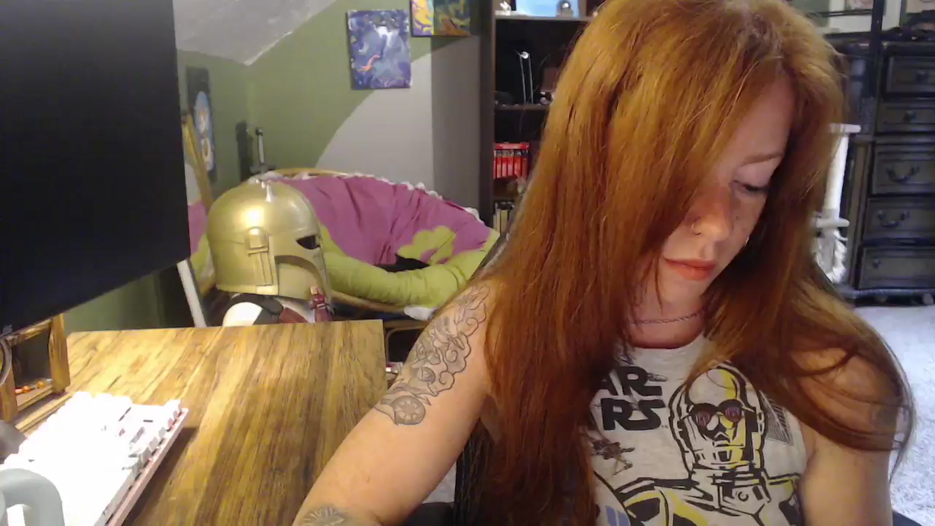Gallery image thumbnail from AstraeaSiren's myfreecams stream on, 10/24/2025, 18:47 image 8 of 20
