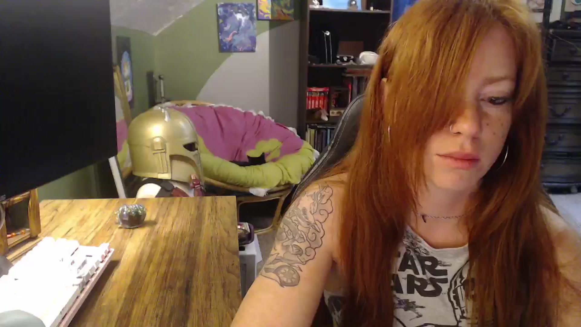Gallery image thumbnail from AstraeaSiren's myfreecams stream on, 10/24/2025, 18:47 image 3 of 20