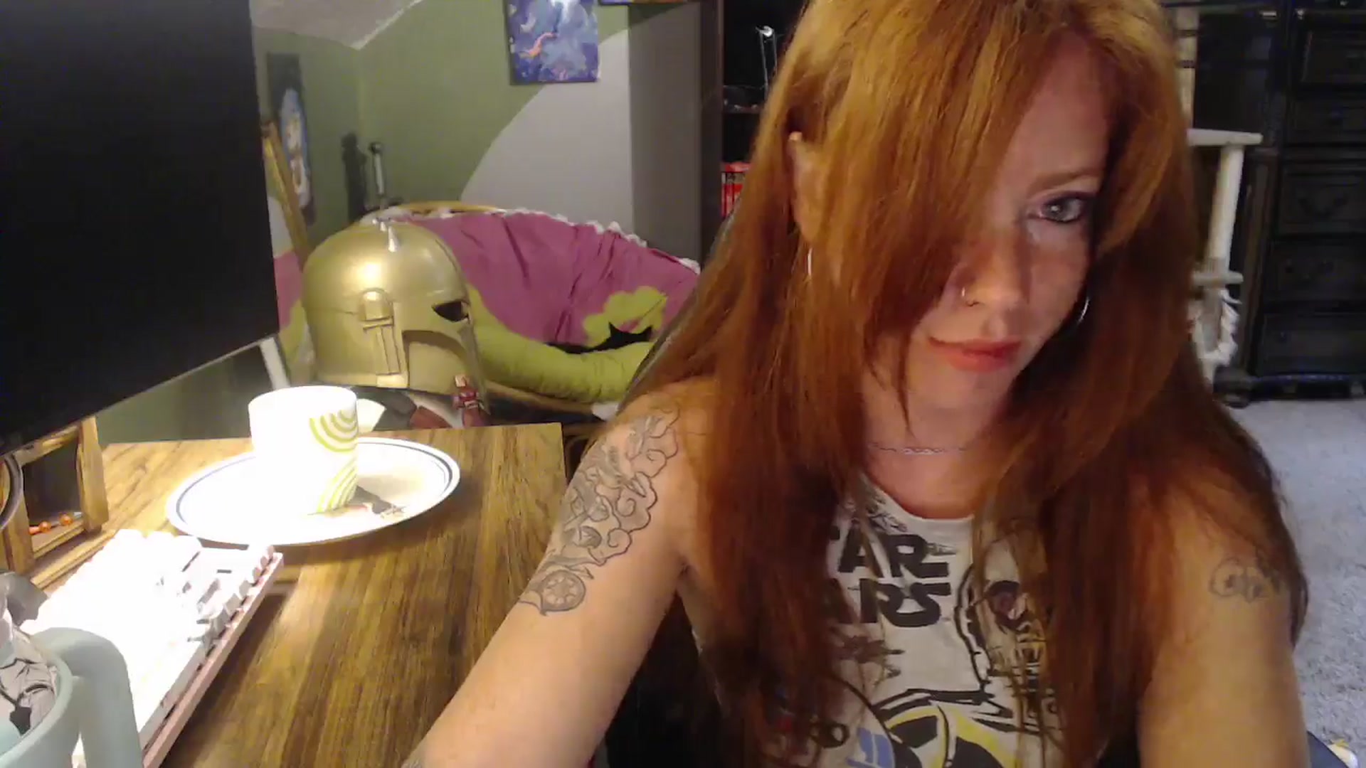 Gallery image thumbnail from AstraeaSiren's myfreecams stream on, 10/24/2025, 18:47 image 15 of 20