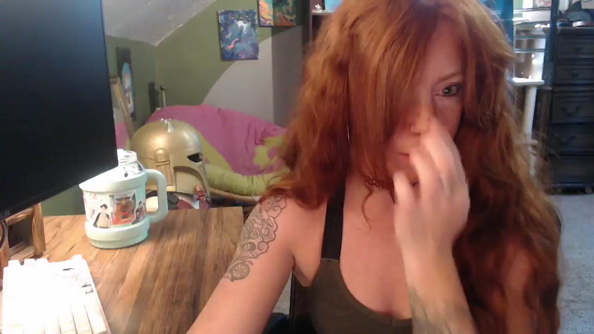 Gallery image thumbnail from AstraeaSiren's myfreecams stream on, 10/27/2025, 17:32 image 6 of 20