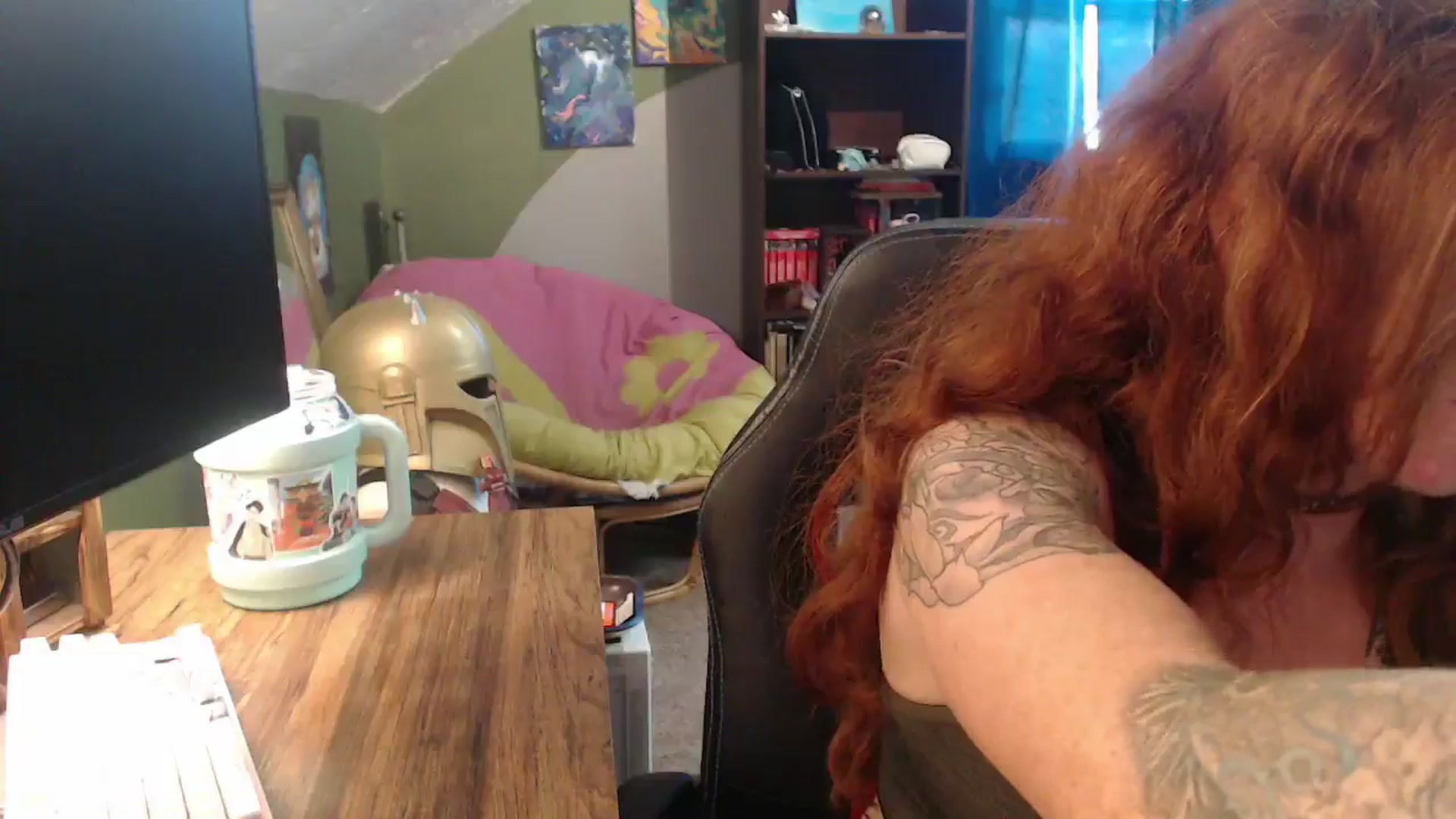 Gallery image thumbnail from AstraeaSiren's myfreecams stream on, 10/27/2025, 17:32 image 3 of 20