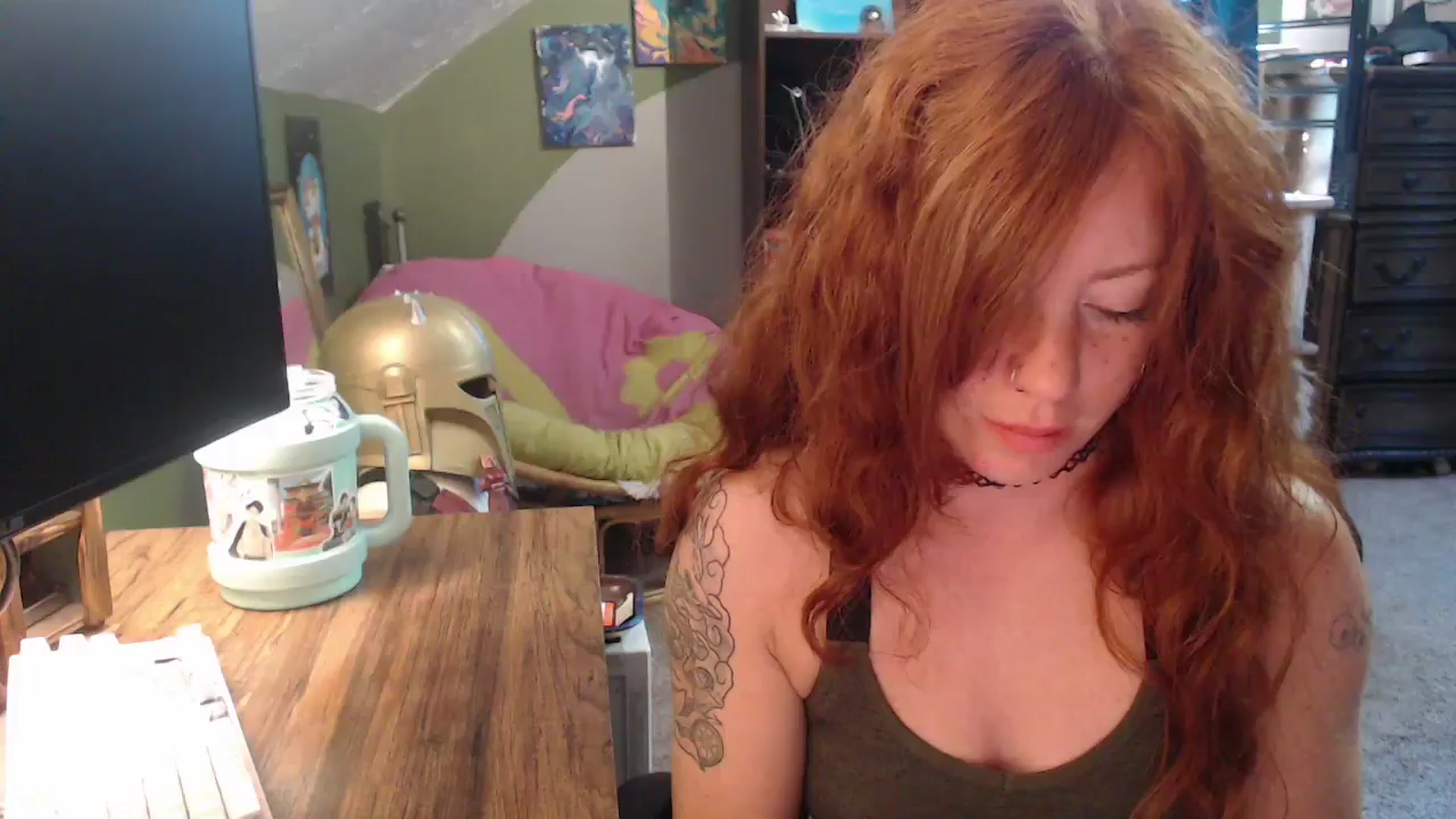 Gallery image thumbnail from AstraeaSiren's myfreecams stream on, 10/27/2025, 17:32 image 4 of 20