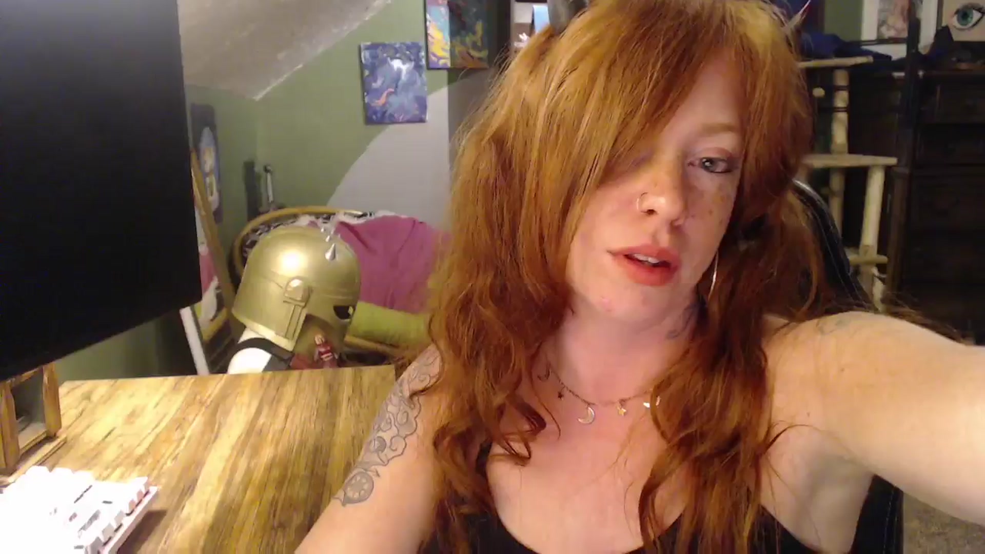 Gallery image thumbnail from AstraeaSiren's myfreecams stream on, 10/30/2025, 06:51 image 5 of 20