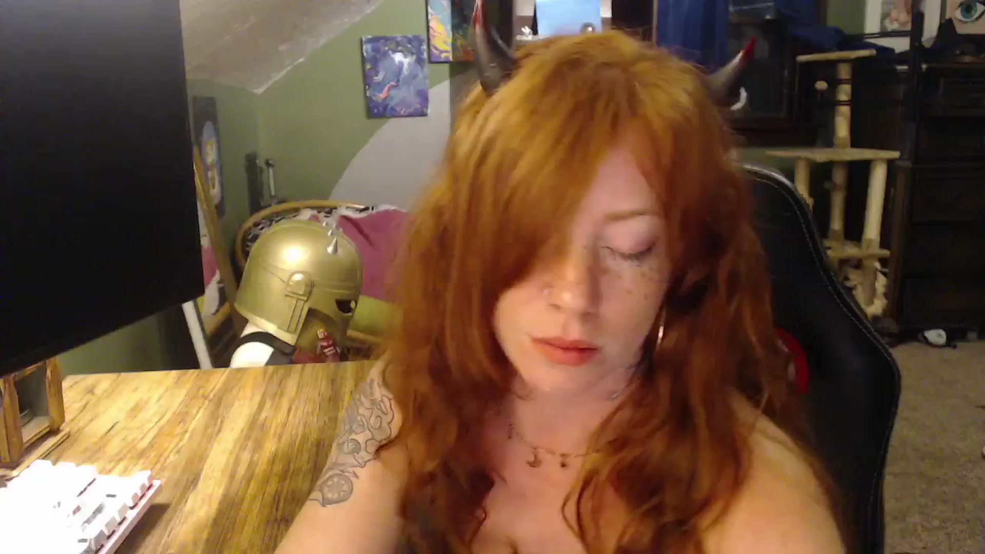 Gallery image thumbnail from AstraeaSiren's myfreecams stream on, 10/30/2025, 06:51 image 8 of 20