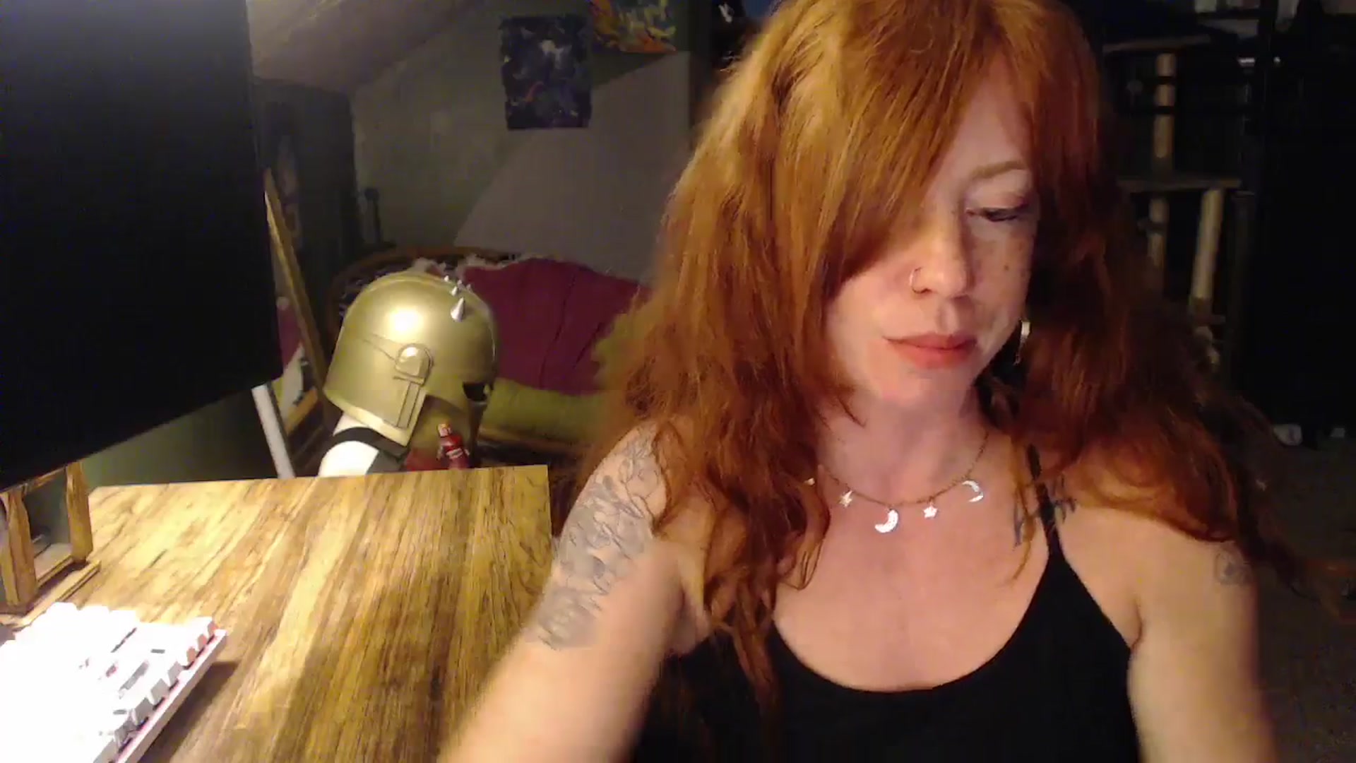 Gallery image thumbnail from AstraeaSiren's myfreecams stream on, 10/30/2025, 06:51 image 18 of 20