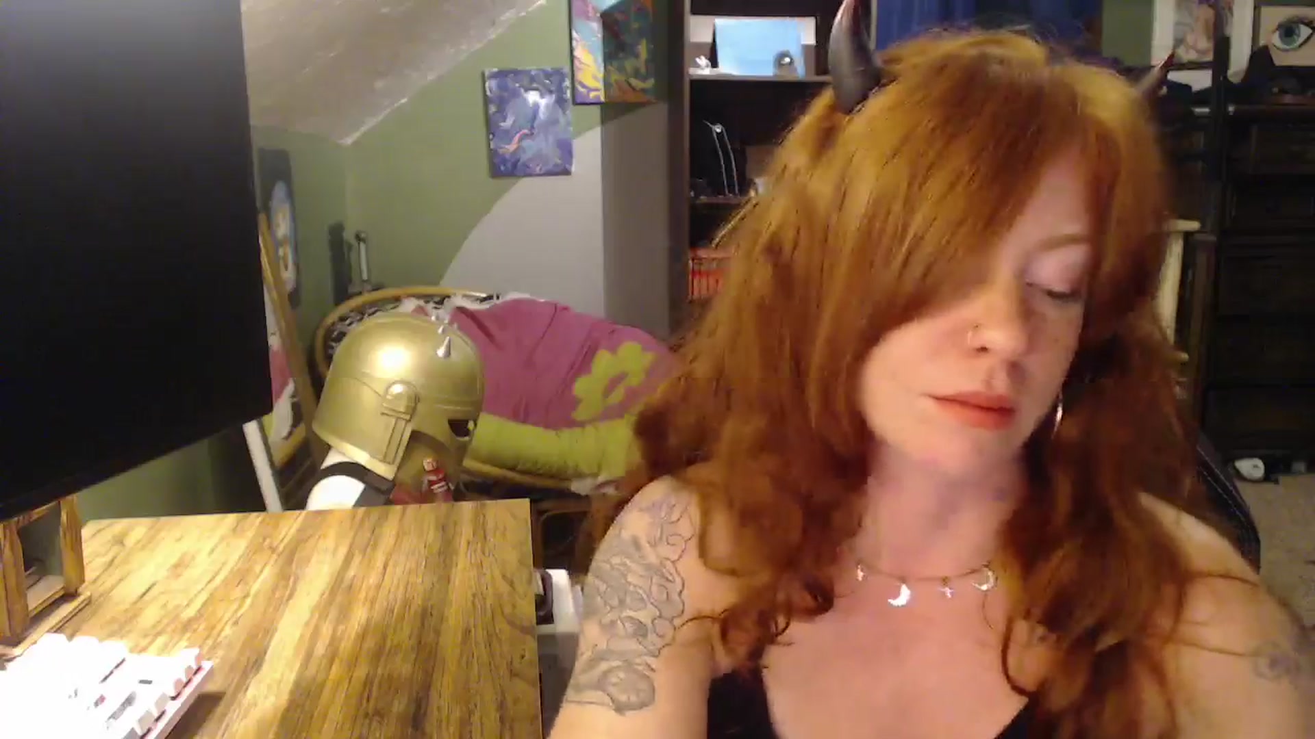 Gallery image thumbnail from AstraeaSiren's myfreecams stream on, 10/30/2025, 06:51 image 11 of 20