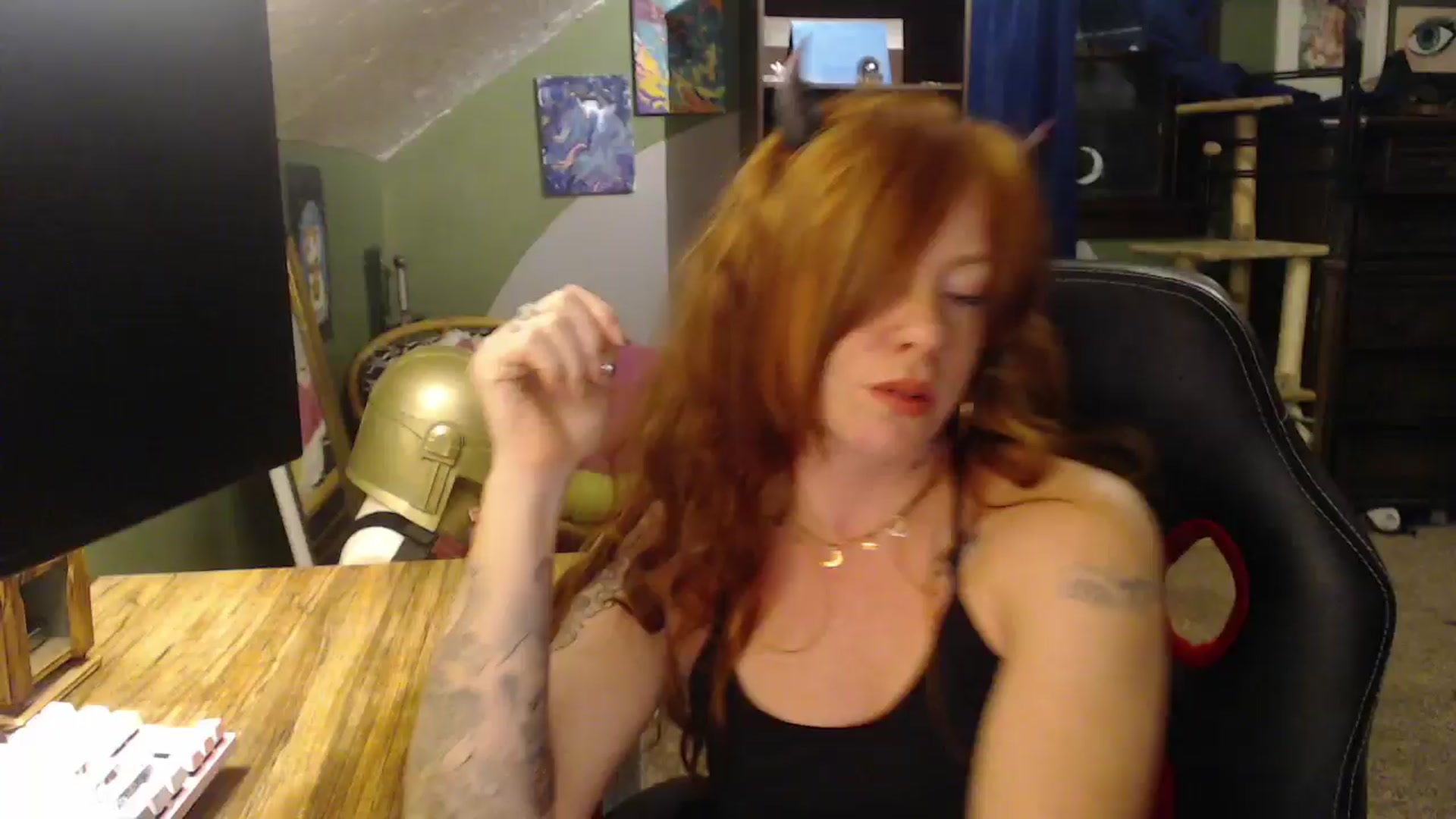 Gallery image thumbnail from AstraeaSiren's myfreecams stream on, 10/30/2025, 06:51 image 12 of 20