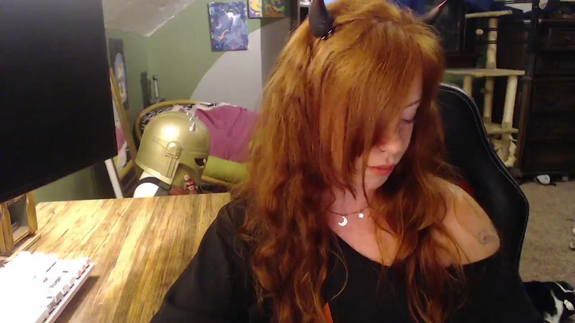 Gallery image thumbnail from AstraeaSiren's myfreecams stream on, 10/30/2025, 06:51 image 2 of 20