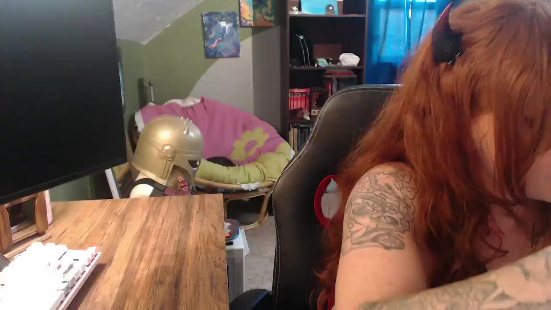 Gallery image thumbnail from AstraeaSiren's myfreecams stream on, 10/31/2025, 20:09 image 2 of 20