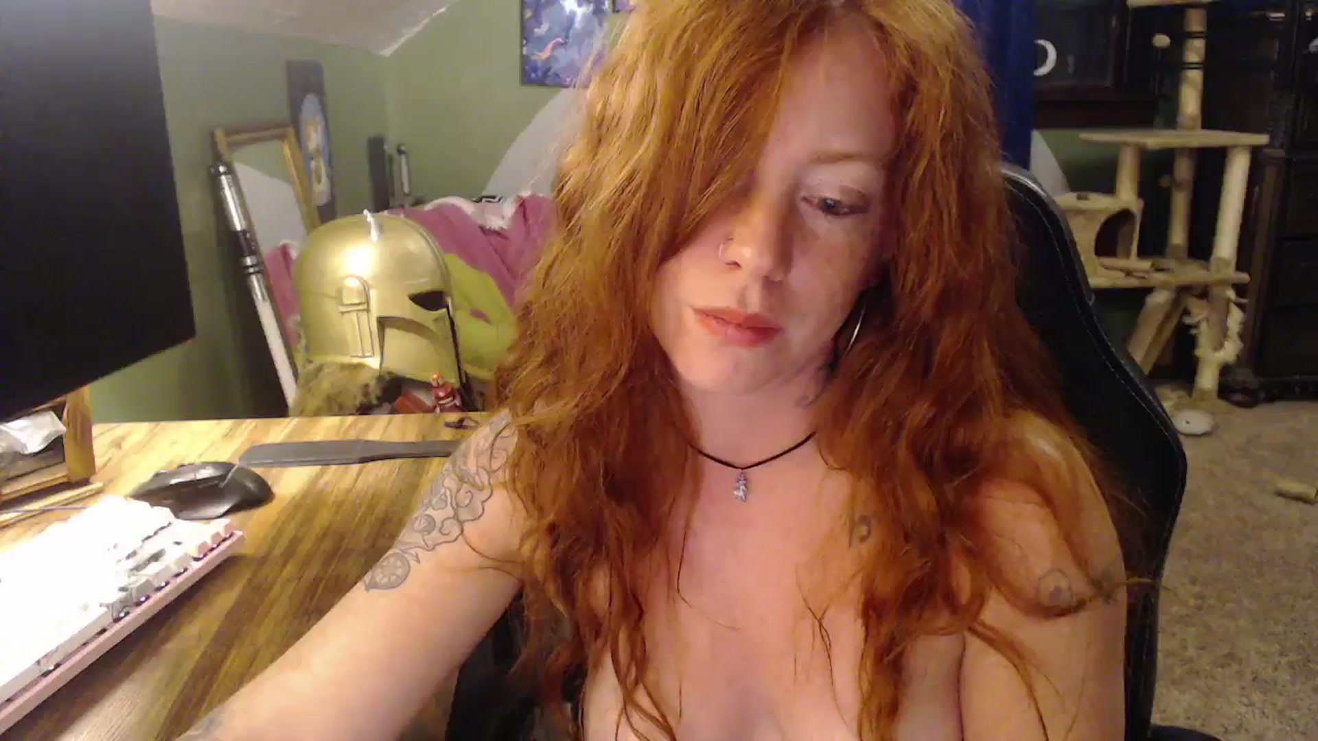 Gallery image thumbnail from AstraeaSiren's myfreecams stream on, 11/06/2025, 07:24 image 10 of 20