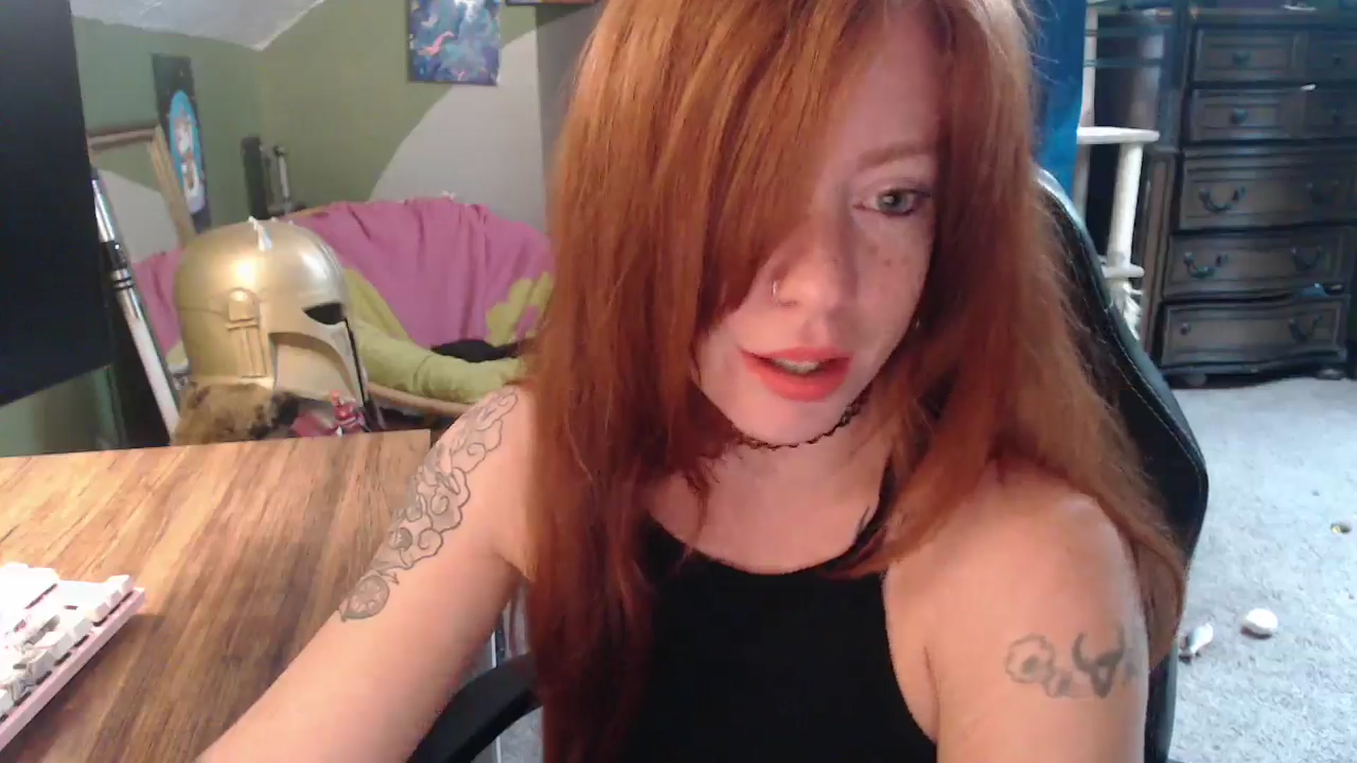 Gallery image thumbnail from AstraeaSiren's myfreecams stream on, 11/14/2025, 18:42 image 7 of 20