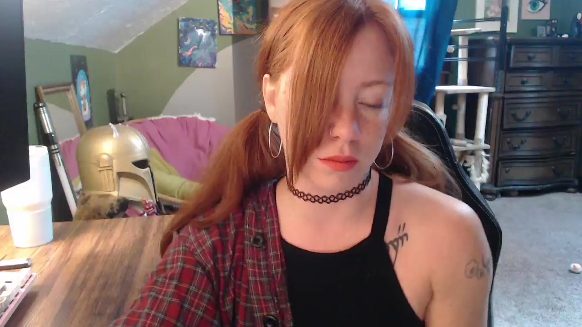 Gallery image thumbnail from AstraeaSiren's myfreecams stream on, 11/17/2025, 18:53 image 6 of 20