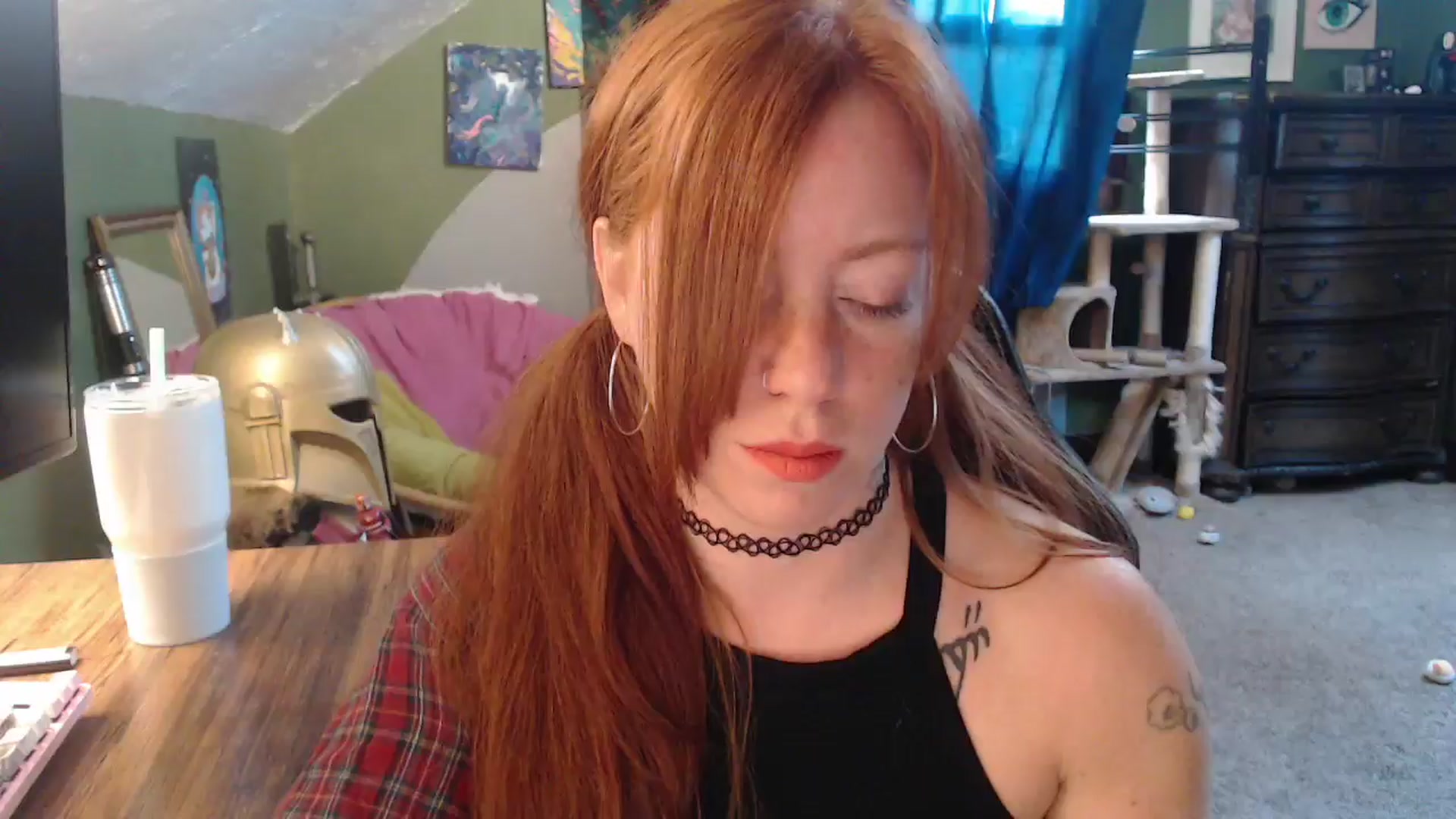 Gallery image thumbnail from AstraeaSiren's myfreecams stream on, 11/17/2025, 18:53 image 15 of 20