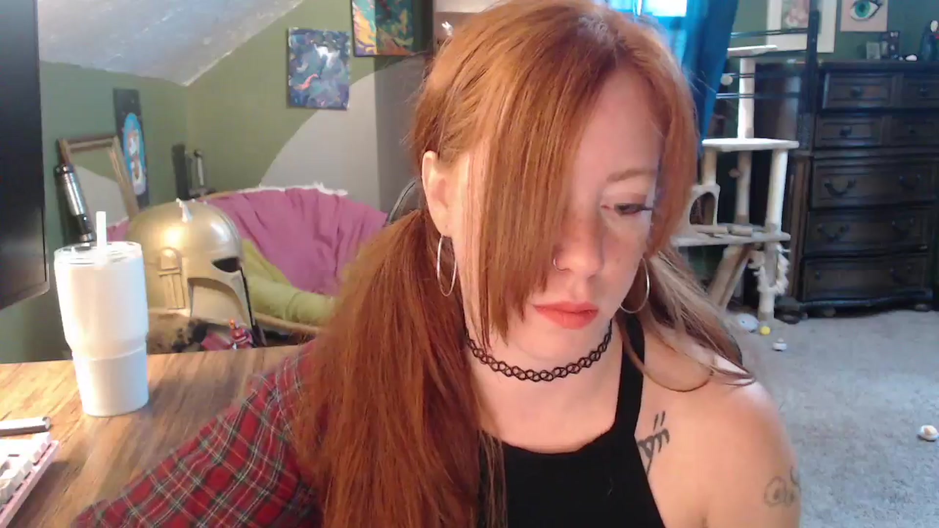 Gallery image thumbnail from AstraeaSiren's myfreecams stream on, 11/17/2025, 18:53 image 13 of 20