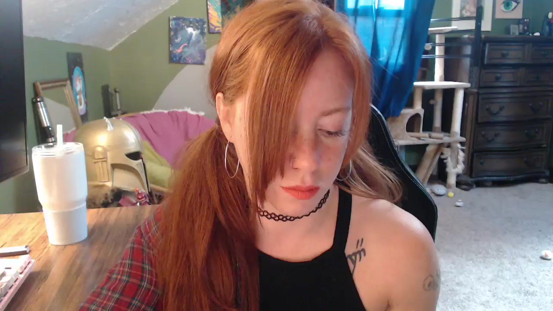 Gallery image thumbnail from AstraeaSiren's myfreecams stream on, 11/17/2025, 18:53 image 10 of 20
