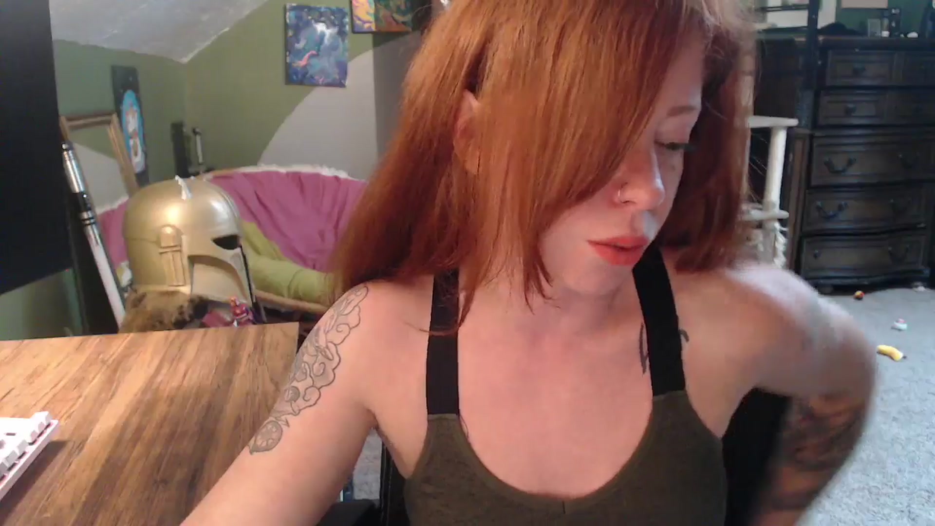 Gallery image thumbnail from AstraeaSiren's myfreecams stream on, 11/21/2025, 19:03 image 14 of 20