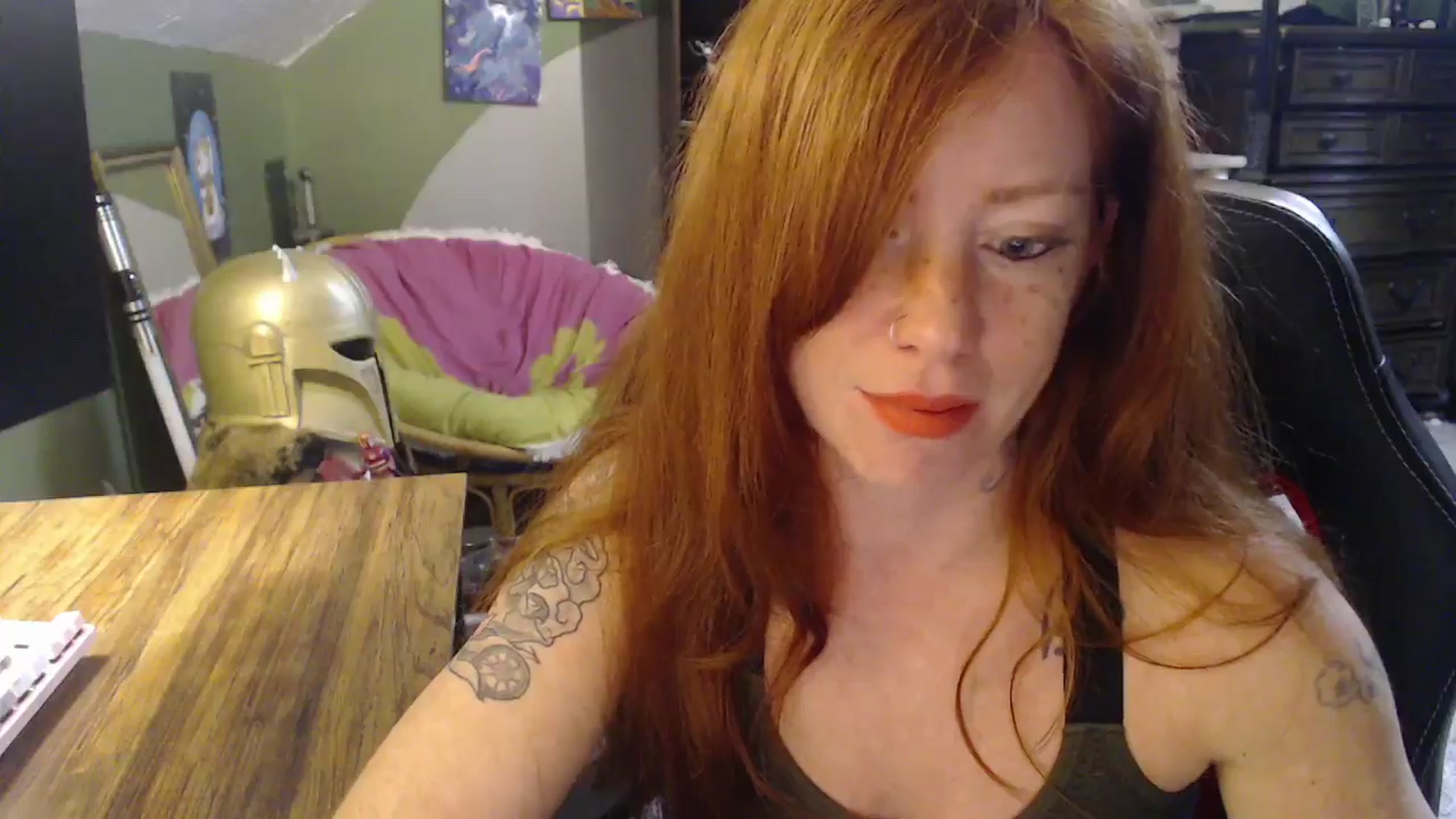 Gallery image thumbnail from AstraeaSiren's myfreecams stream on, 11/21/2025, 19:03 image 6 of 20