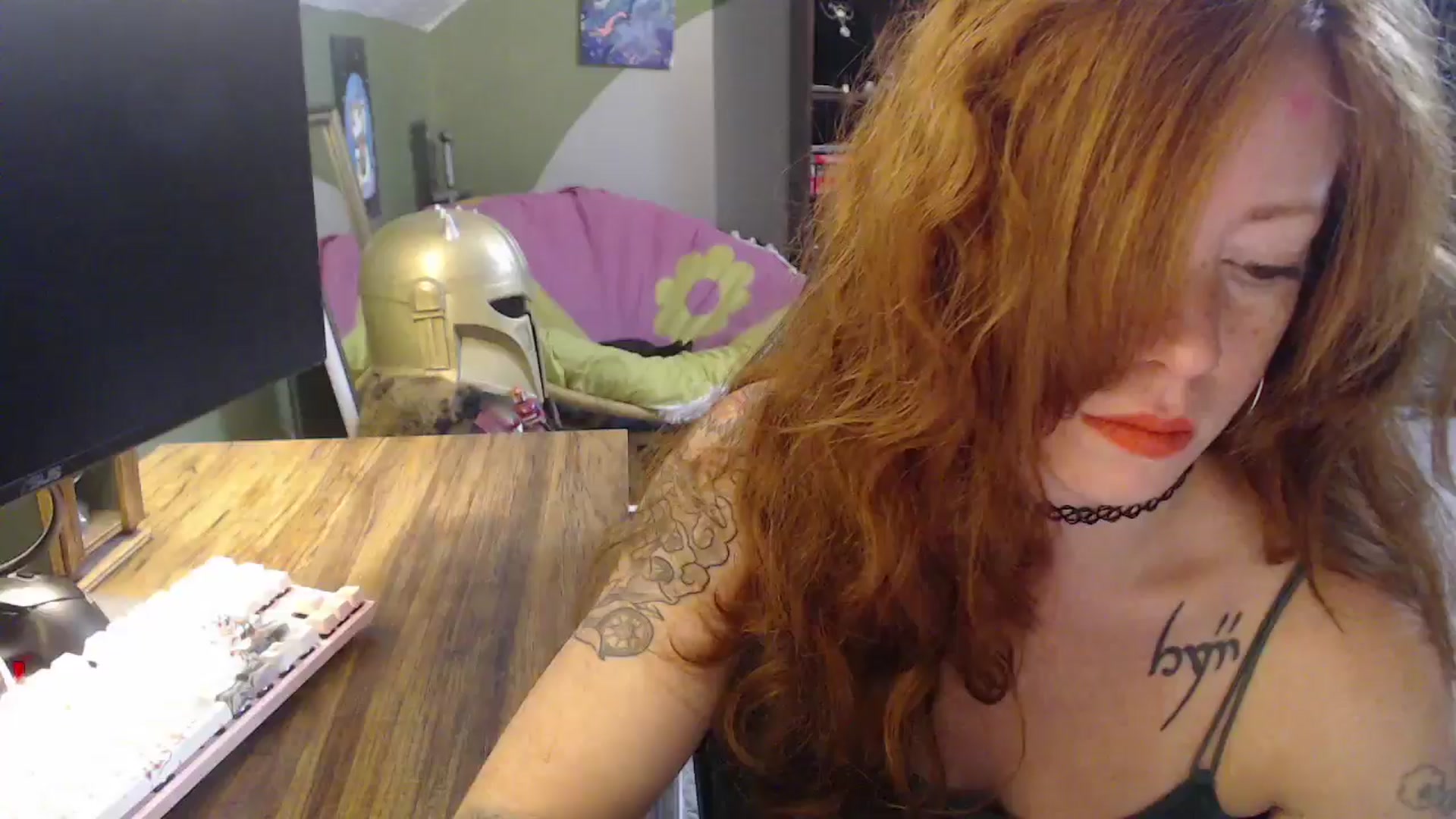 Gallery image thumbnail from AstraeaSiren's myfreecams stream on, 11/24/2025, 18:15 image 3 of 20