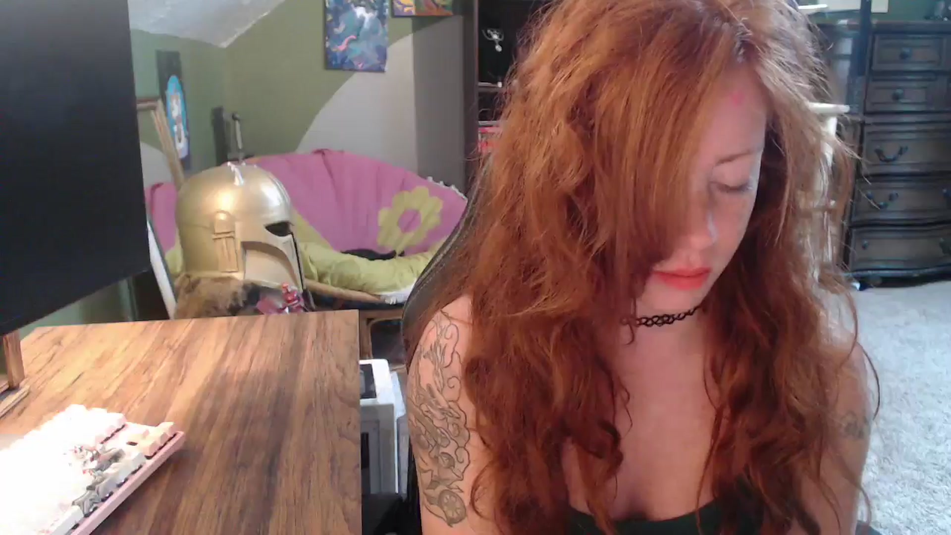 Gallery image thumbnail from AstraeaSiren's myfreecams stream on, 11/24/2025, 18:15 image 18 of 20