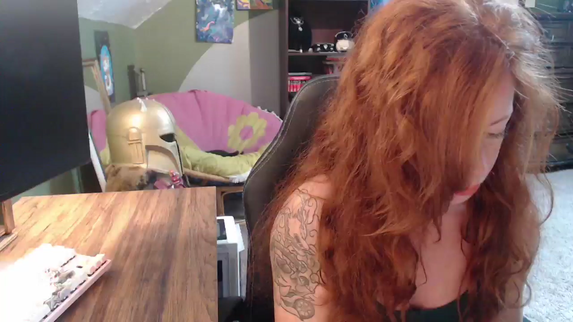 Gallery image thumbnail from AstraeaSiren's myfreecams stream on, 11/24/2025, 18:15 image 20 of 20