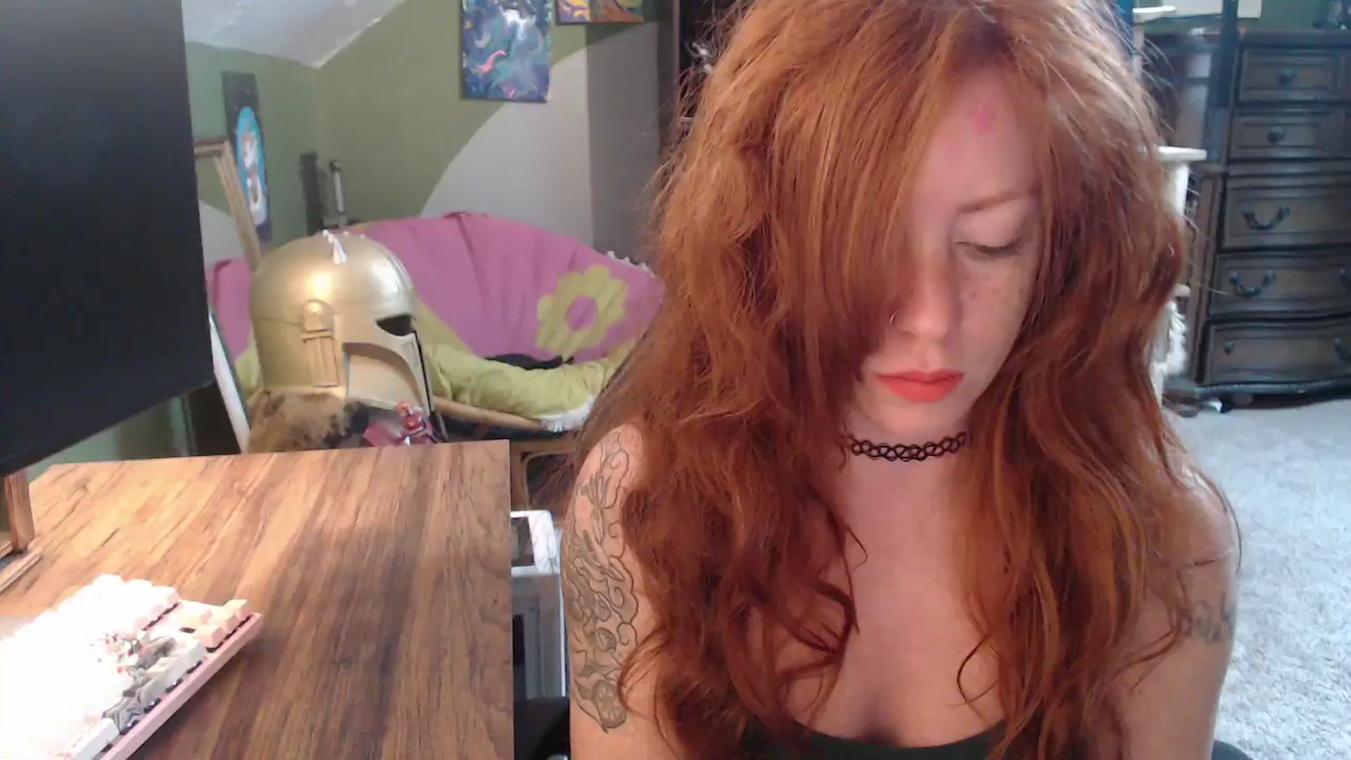 Gallery image thumbnail from AstraeaSiren's myfreecams stream on, 11/24/2025, 18:15 image 14 of 20