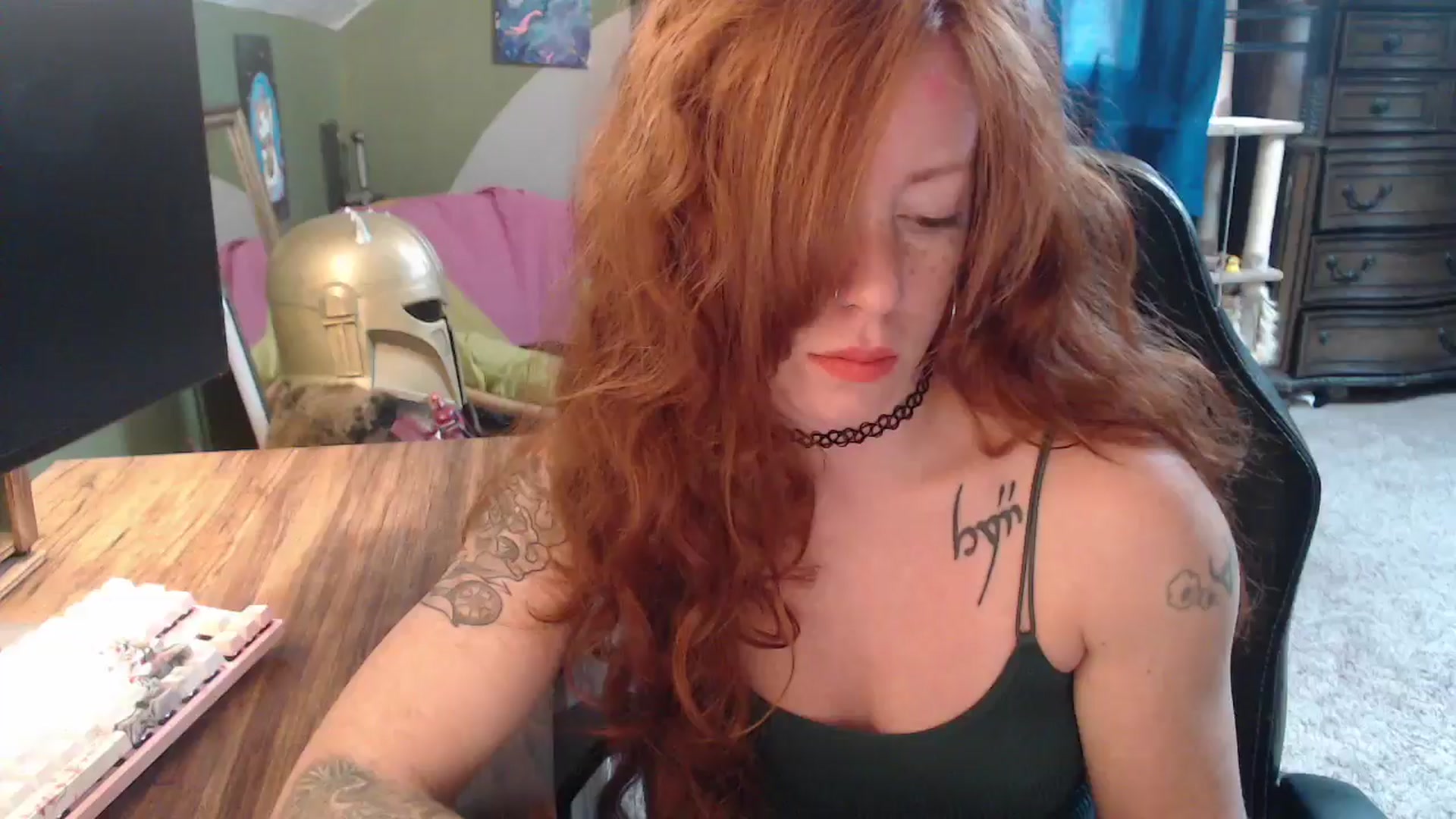 Gallery image thumbnail from AstraeaSiren's myfreecams stream on, 11/24/2025, 18:15 image 7 of 20