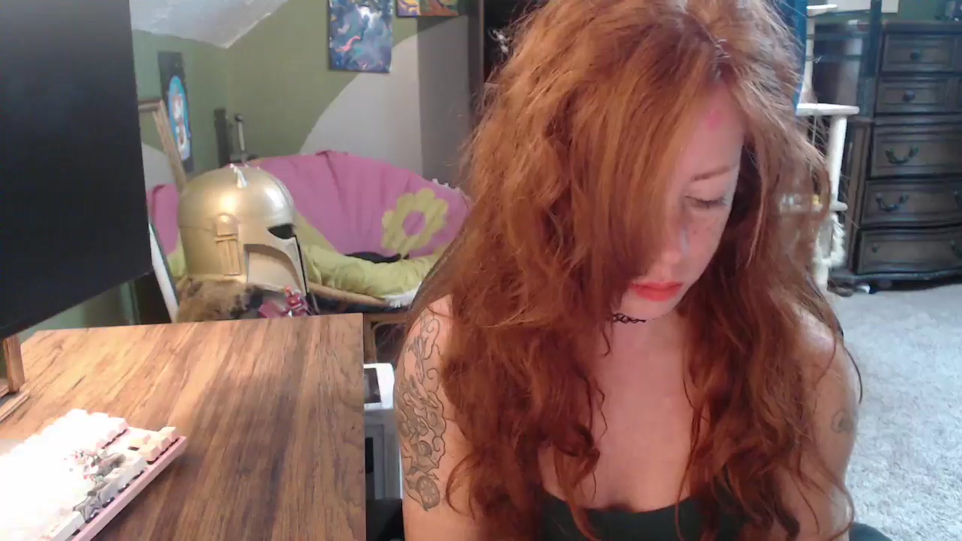 Gallery image thumbnail from AstraeaSiren's myfreecams stream on, 11/24/2025, 18:15 image 19 of 20