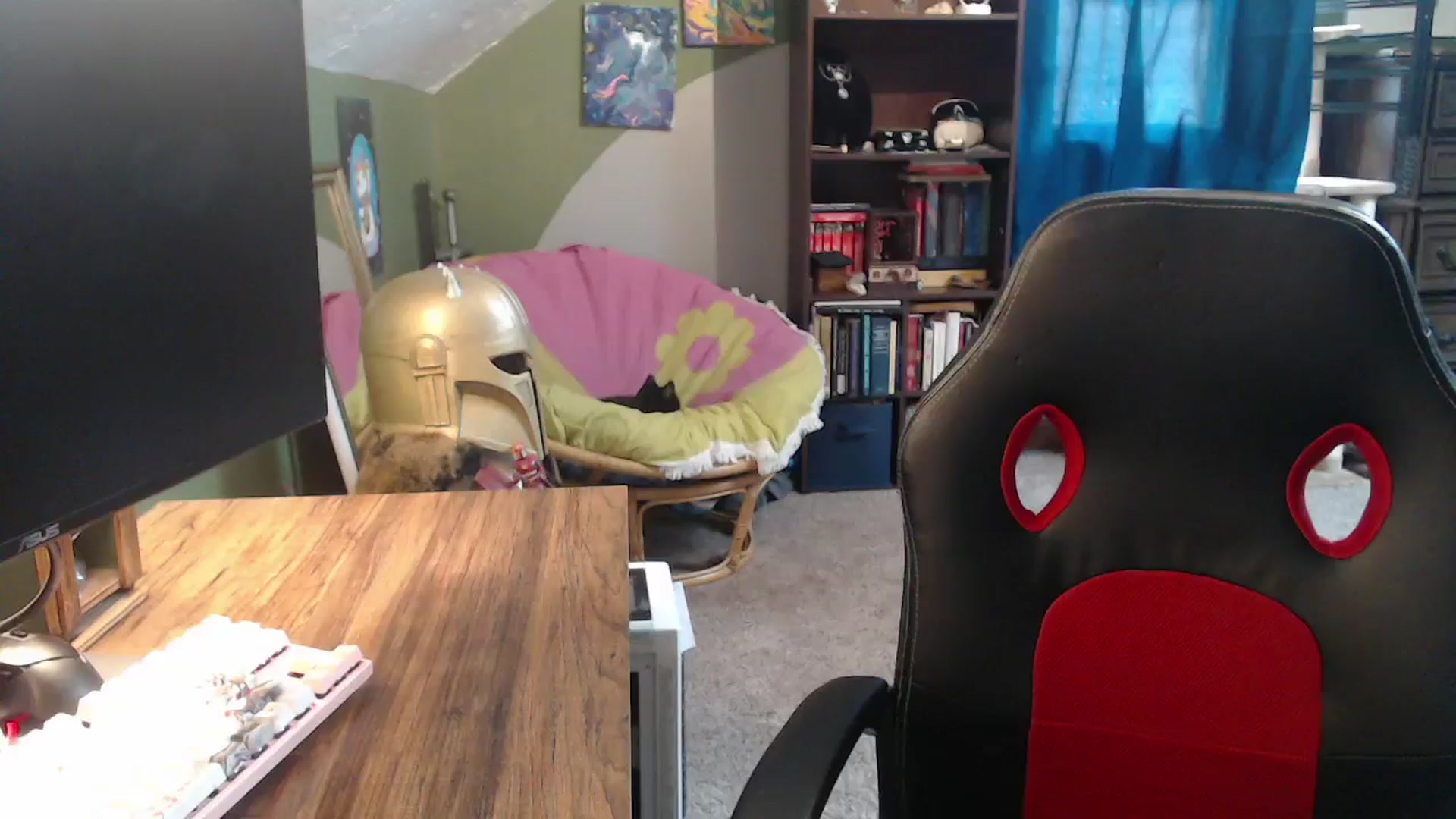 Gallery image thumbnail from AstraeaSiren's myfreecams stream on, 11/24/2025, 18:15 image 1 of 20