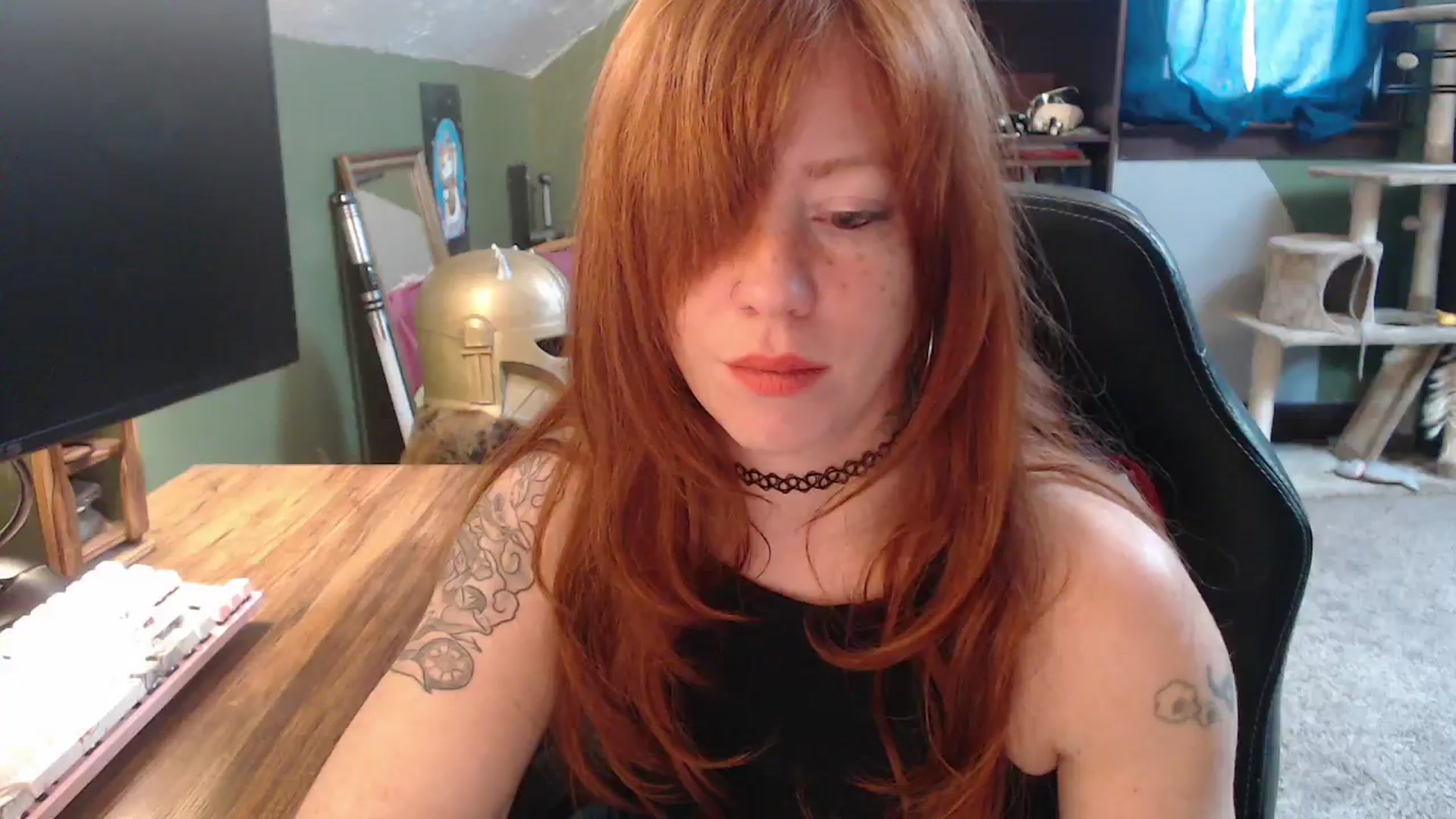 Gallery image thumbnail from AstraeaSiren's myfreecams stream on, 12/05/2025, 21:13 image 7 of 20