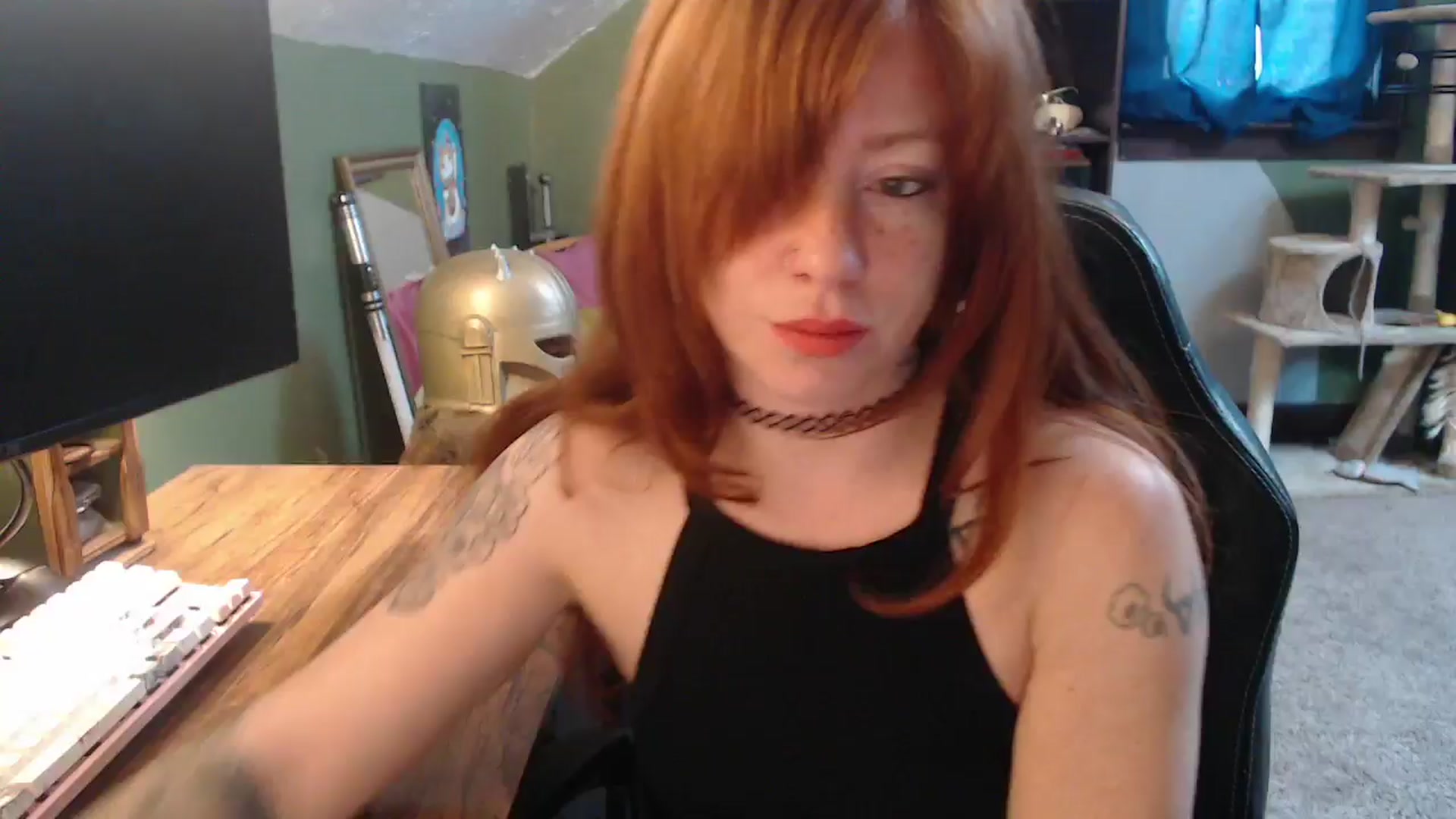 Gallery image thumbnail from AstraeaSiren's myfreecams stream on, 12/05/2025, 21:13 image 1 of 20